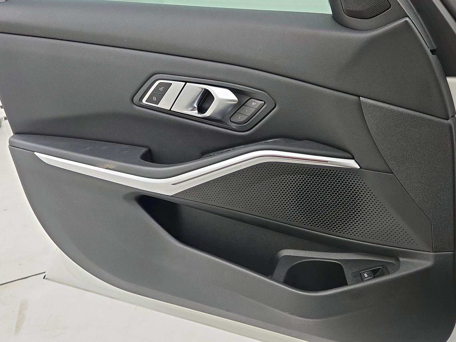 2023 BMW 3 Series 330i - Photo 13