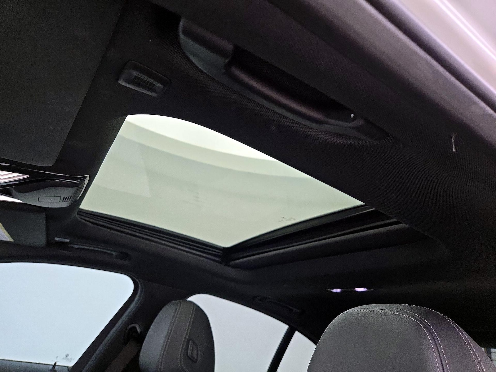 2023 BMW 3 Series 330i - Photo 21