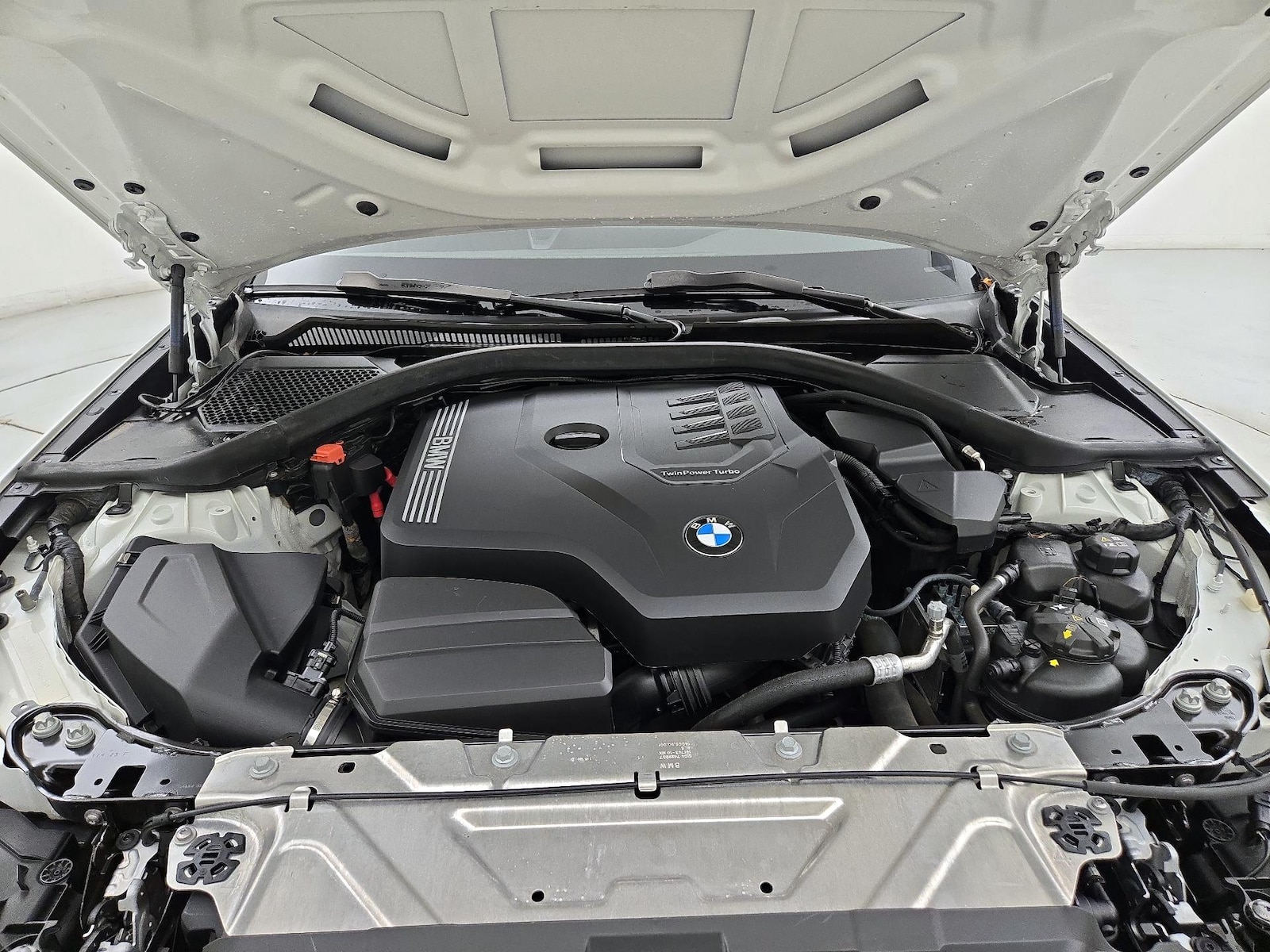 2023 BMW 3 Series 330i - Photo 24