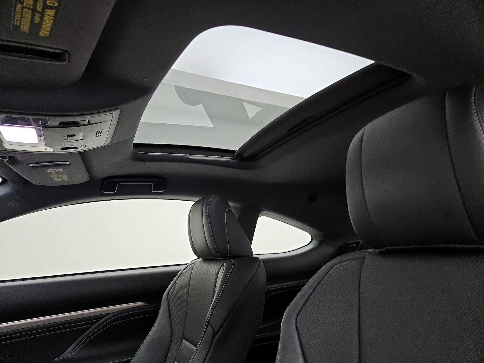 2015 Lexus RC 350 - Photo 21