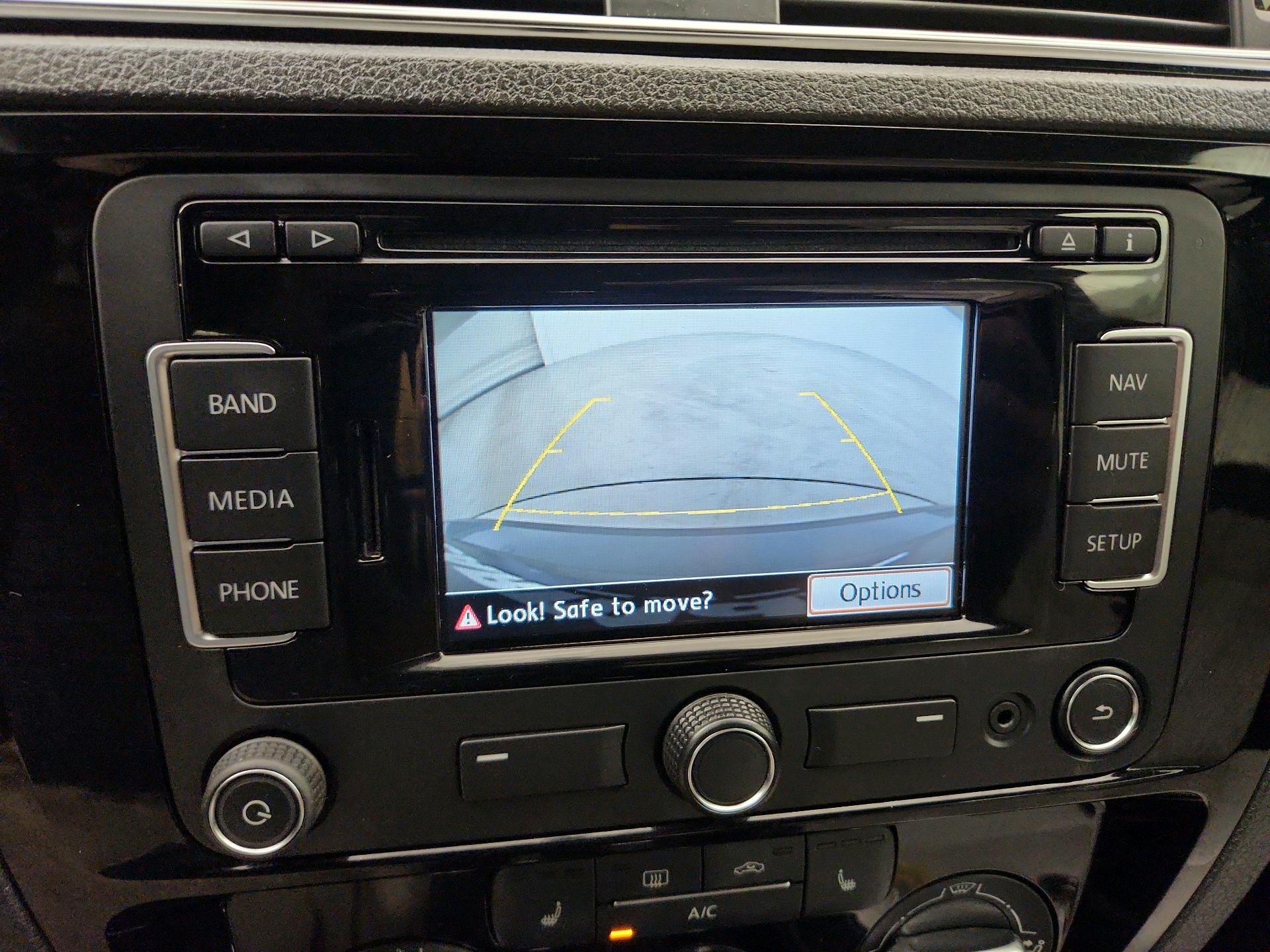 Thumbnail: 2015 Volkswagen Jetta - 15