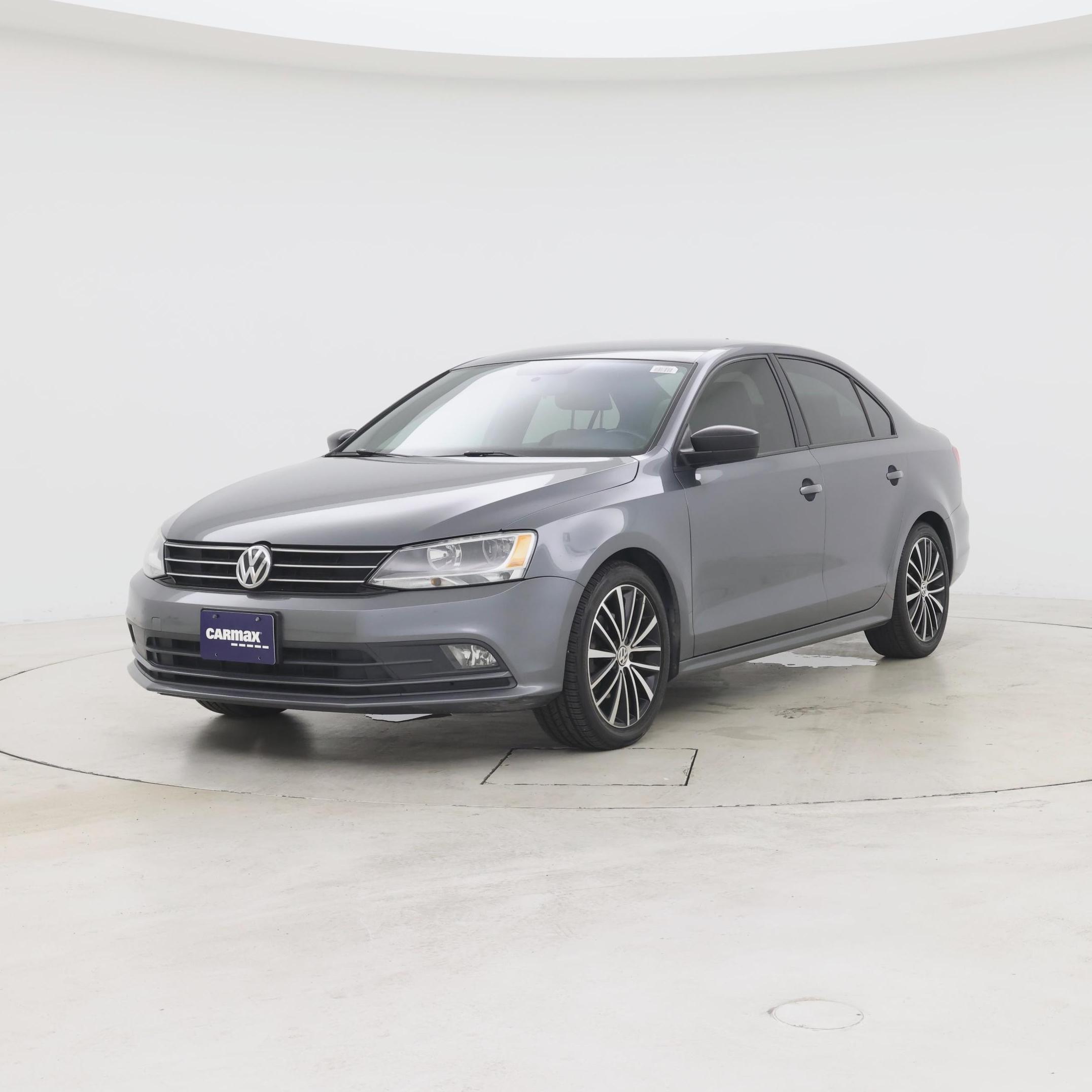 Thumbnail: 2015 Volkswagen Jetta - 4