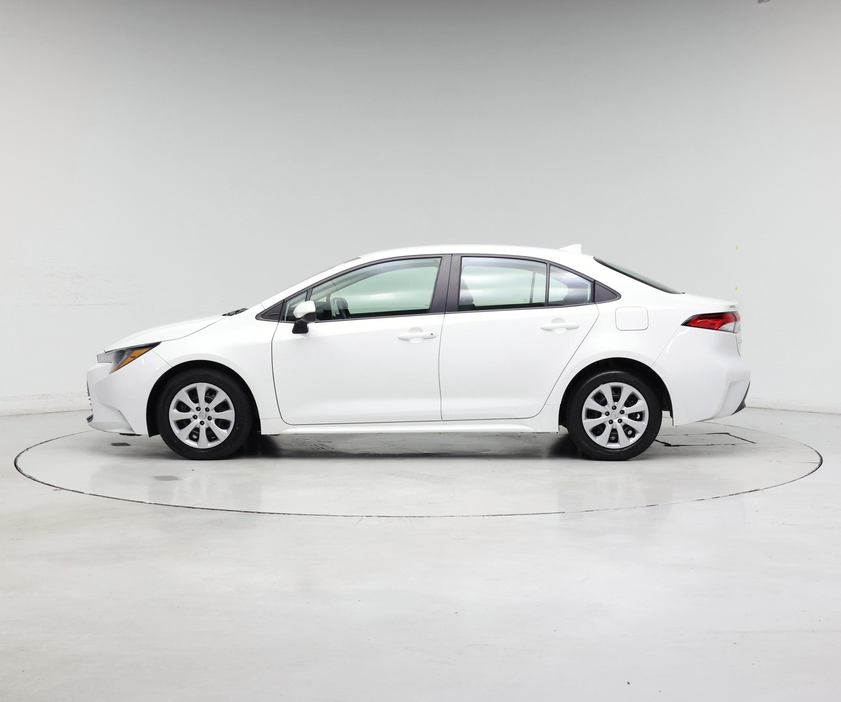 Thumbnail: 2024 Toyota Corolla - 3
