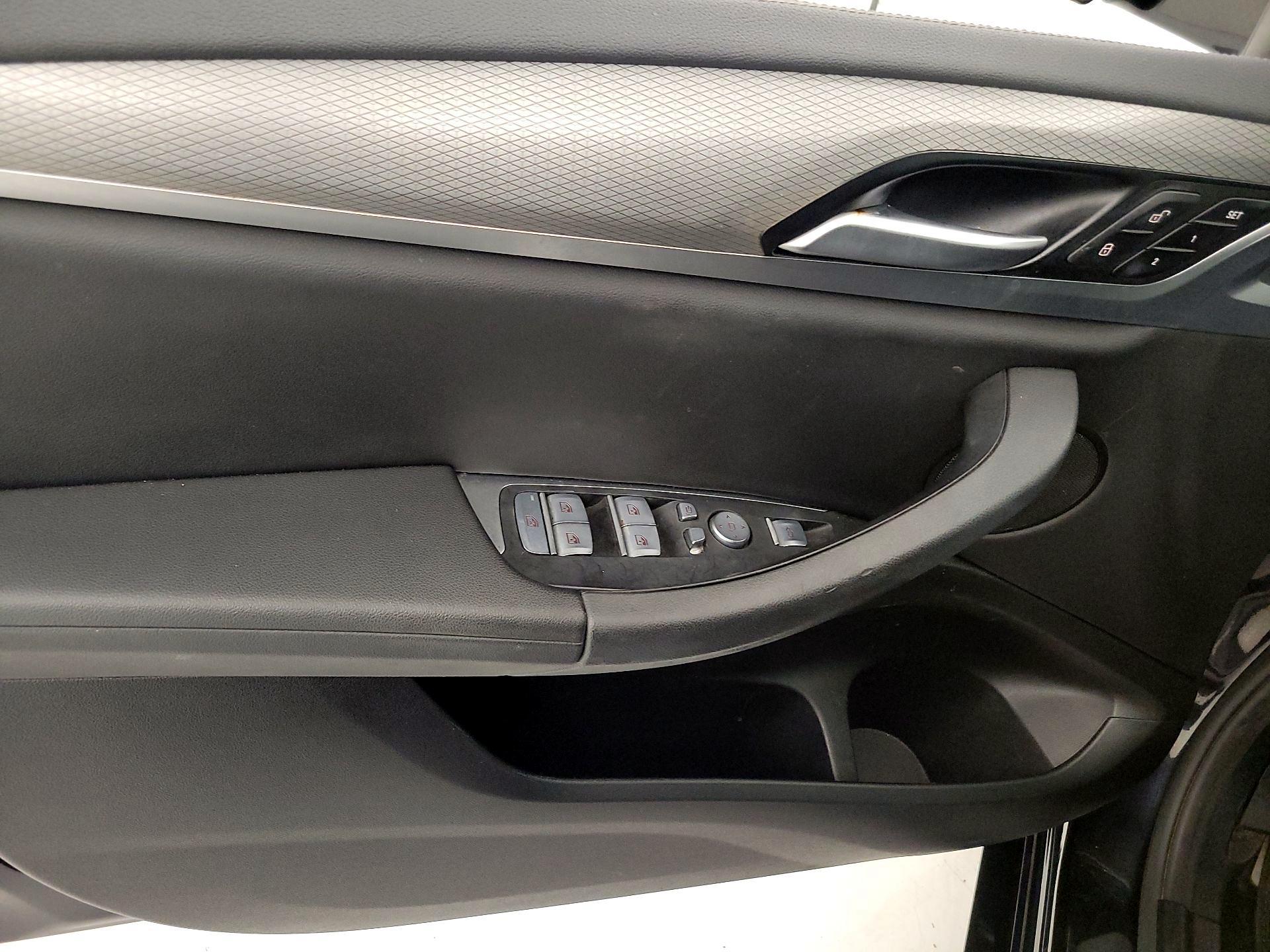 Thumbnail: 2021 BMW X4 - 12