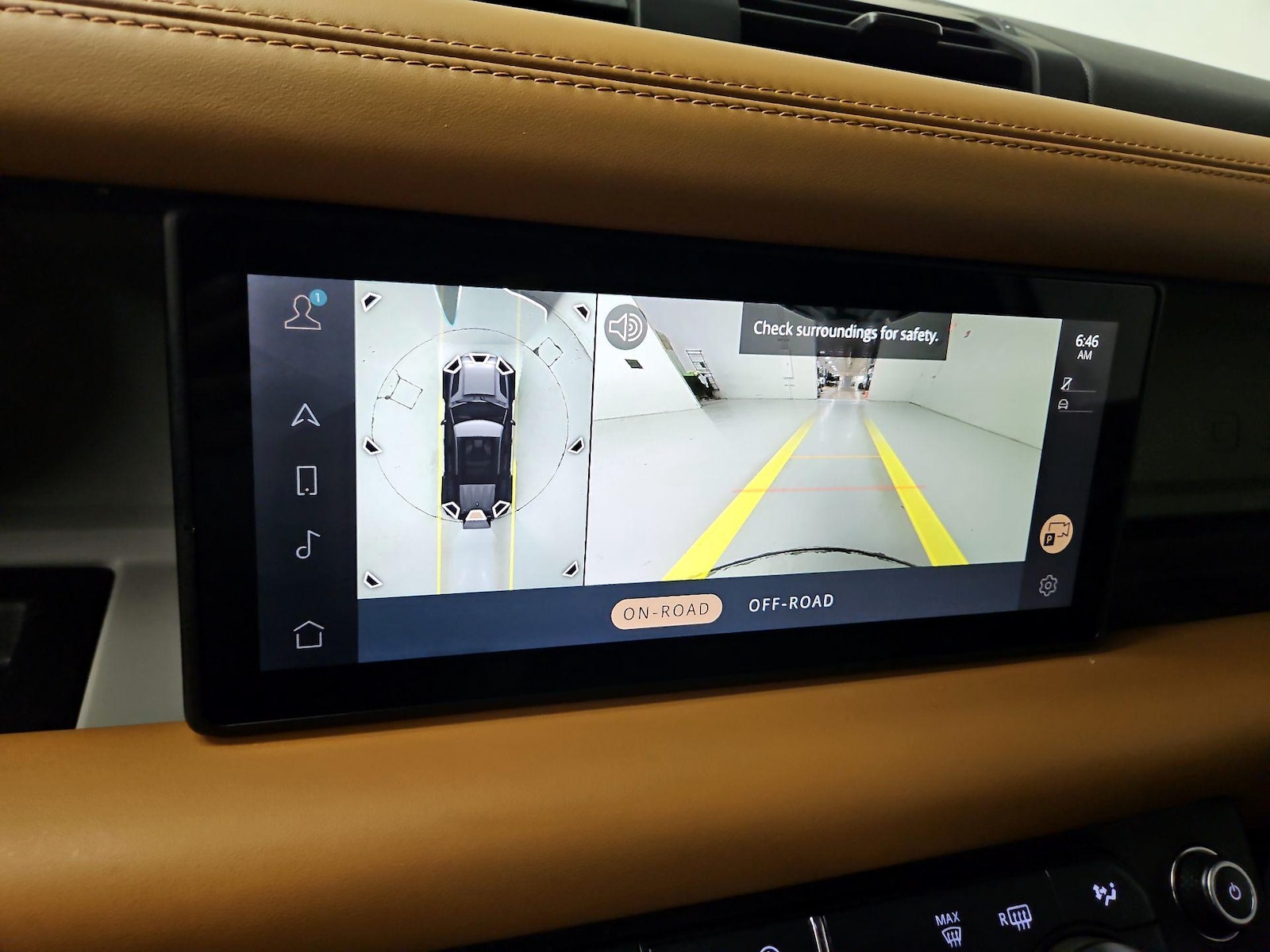 2024 Land Rover Defender X-Dynamic SE - Photo 15
