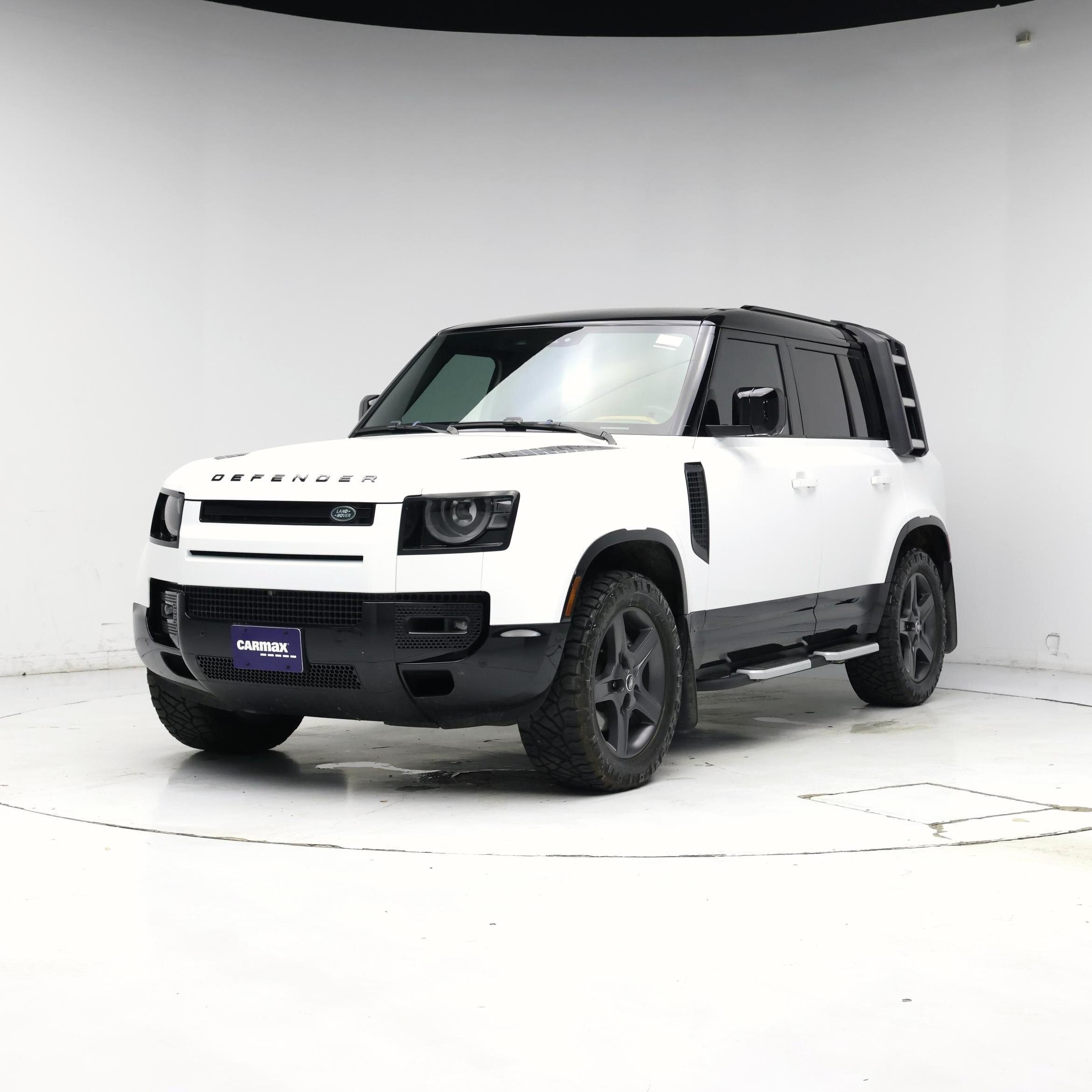 Thumbnail: 2024 Land Rover Defender - 4