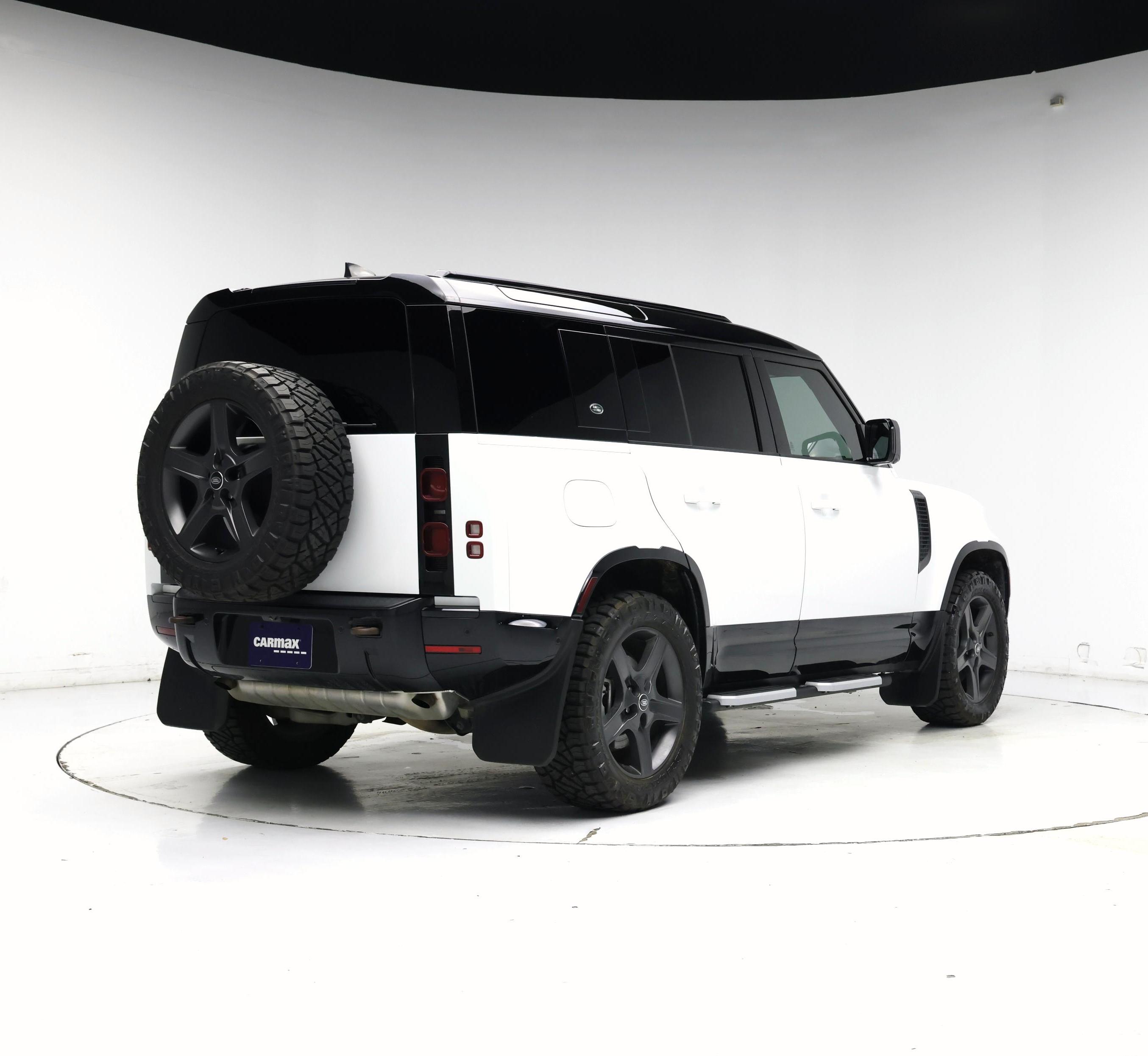 Thumbnail: 2024 Land Rover Defender - 8