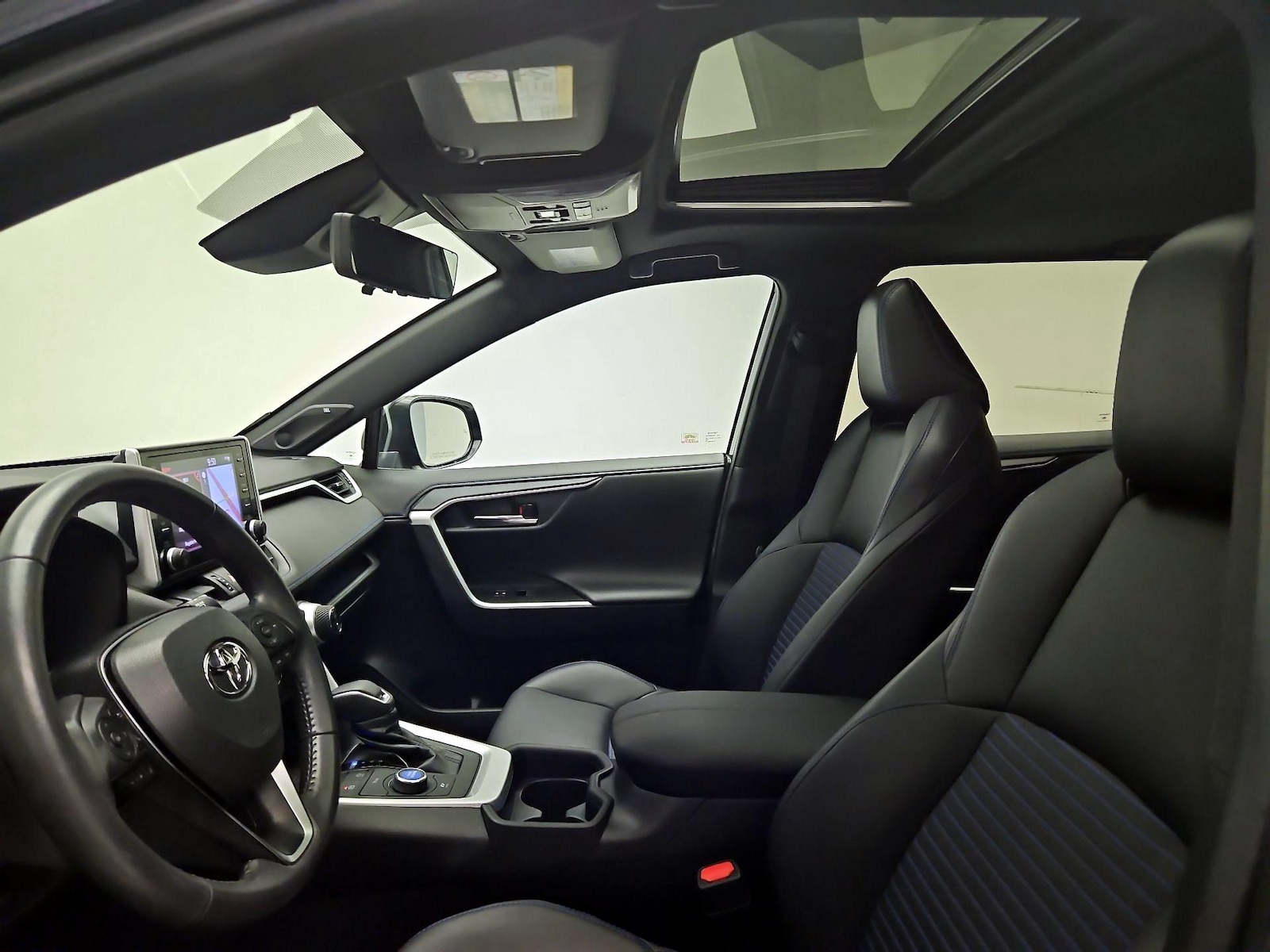 2020 Toyota RAV4 XSE - Photo 21