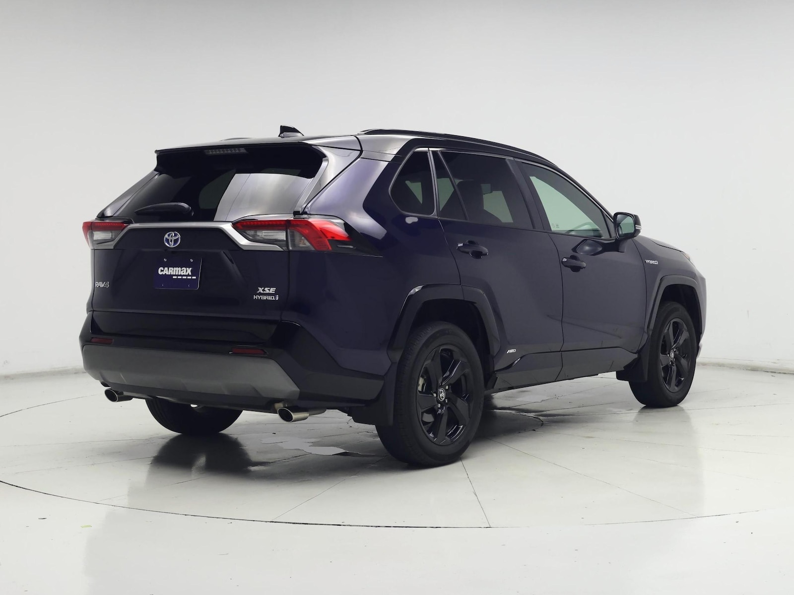 2020 Toyota RAV4 XSE - Photo 9