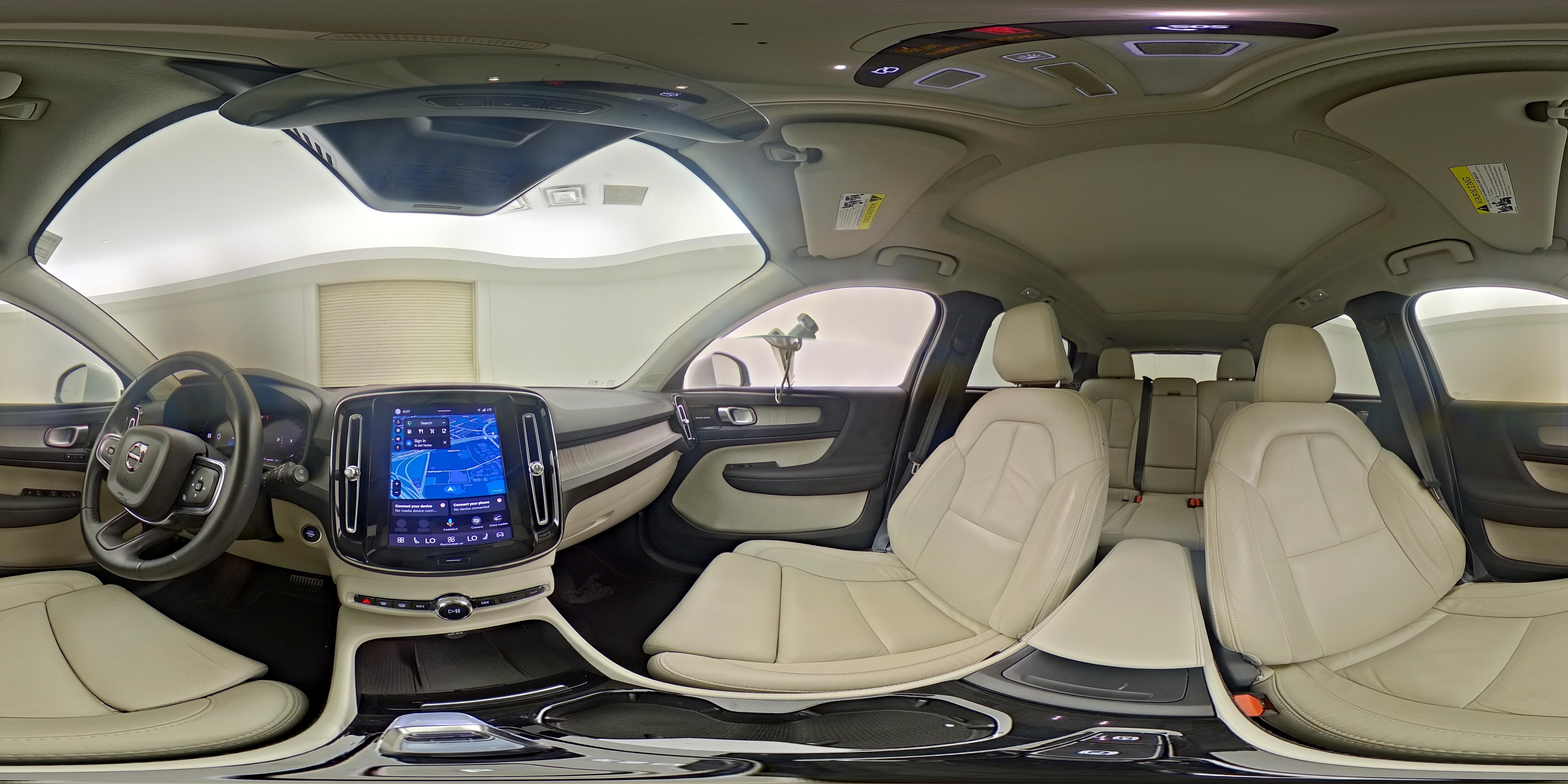2023 Volvo XC40 Ultimate - Photo 24