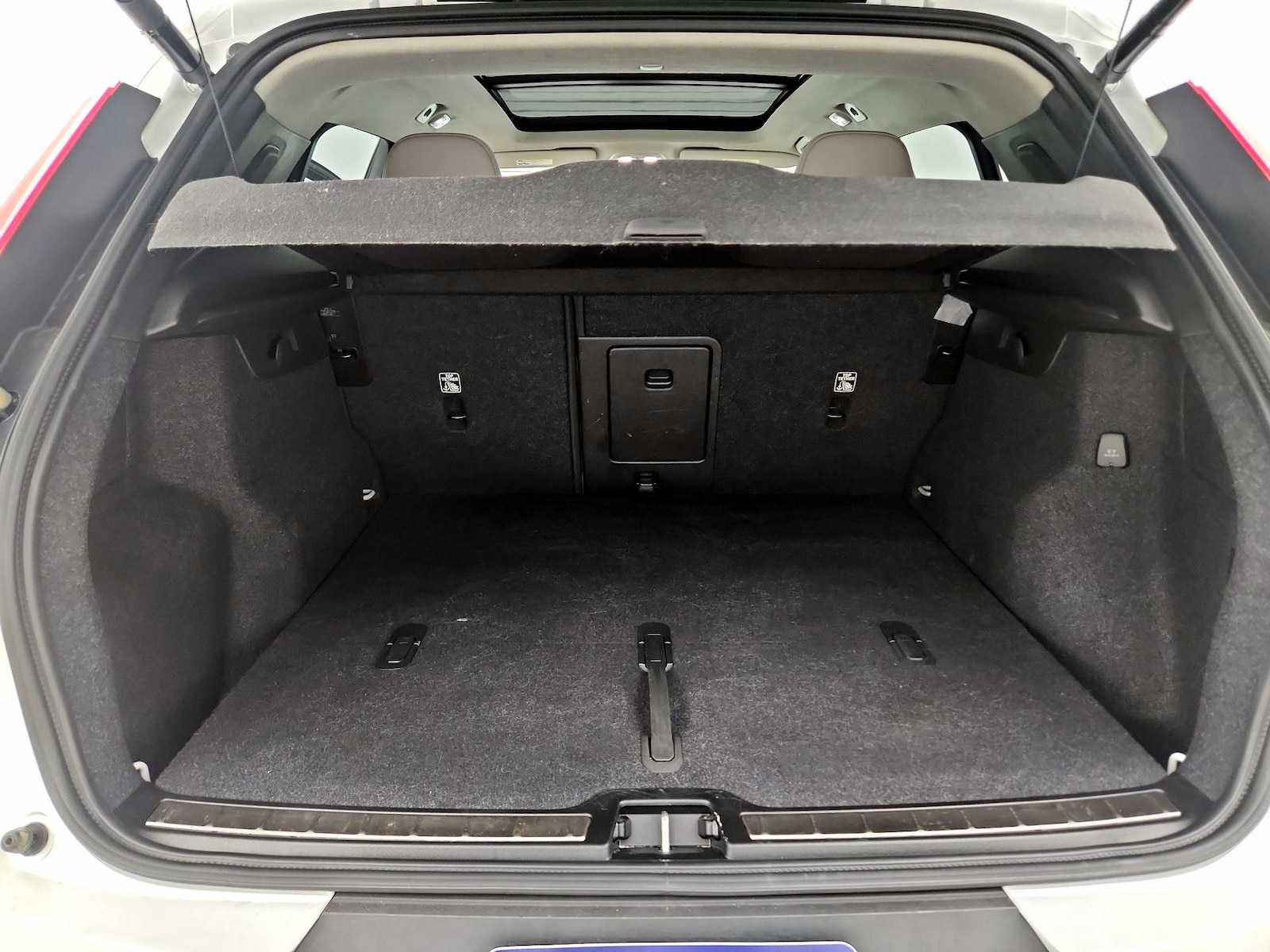 2023 Volvo XC40 Ultimate - Photo 20