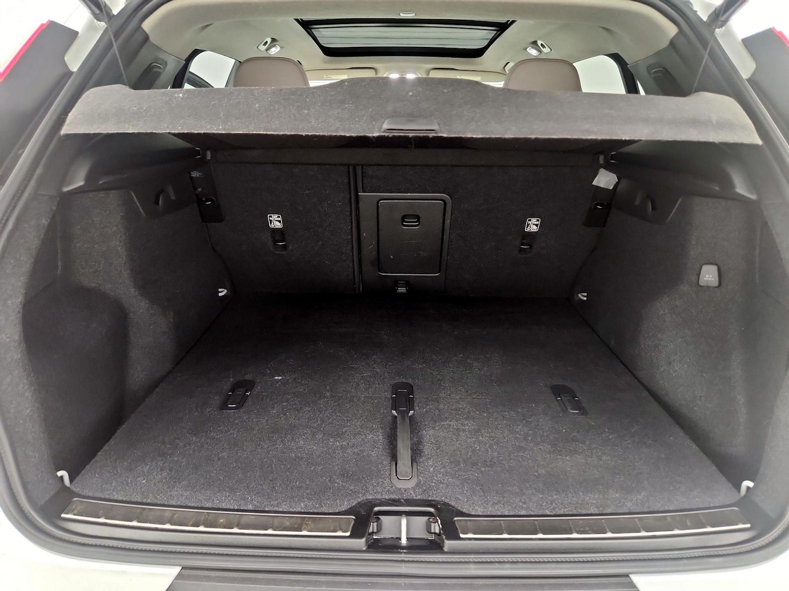 2023 Volvo XC40 Ultimate - Photo 21