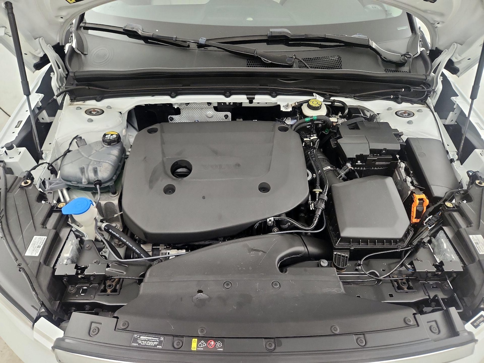 2023 Volvo XC40 Ultimate - Photo 22
