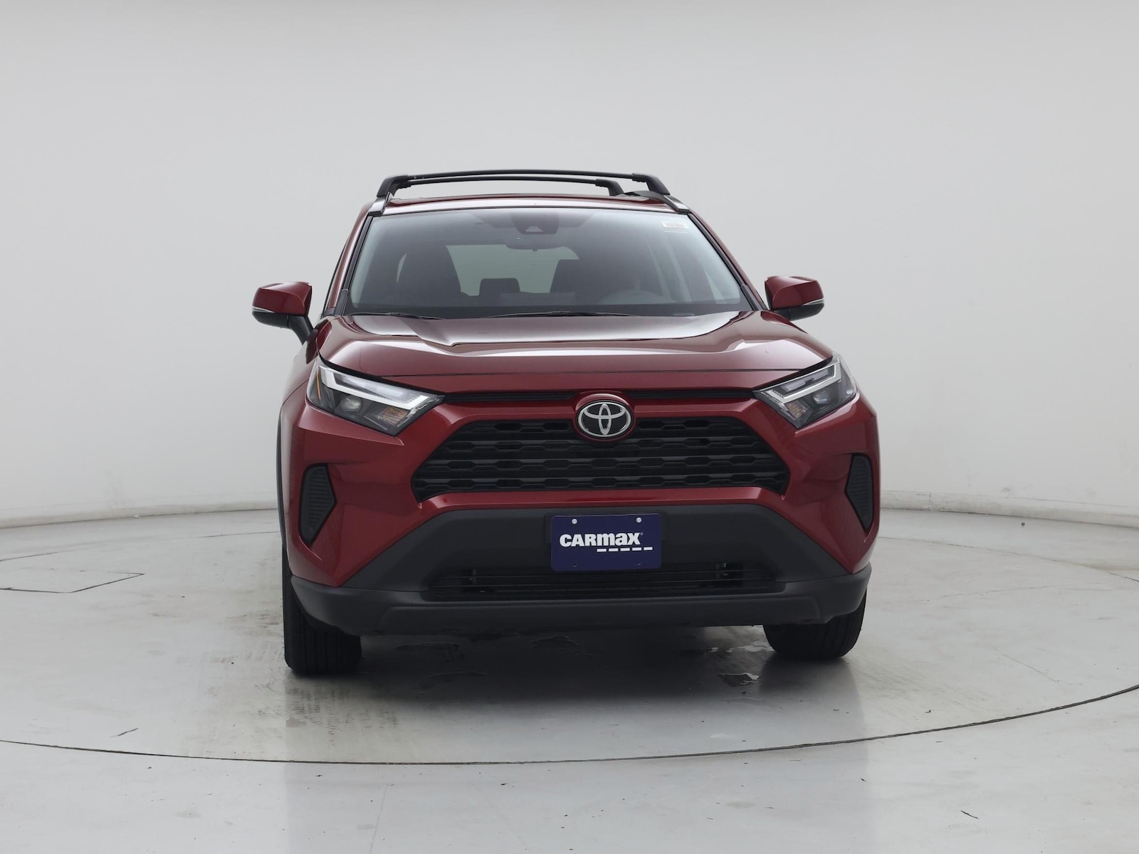 2025 Toyota RAV4 XLE - Photo 6