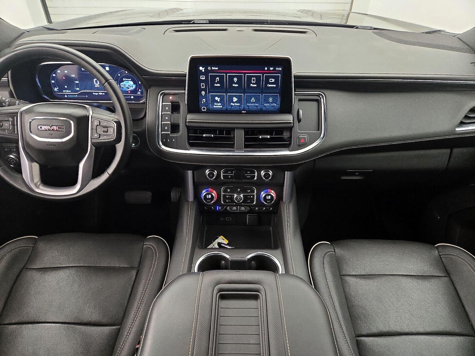 2023 GMC Yukon SLT - Photo 10