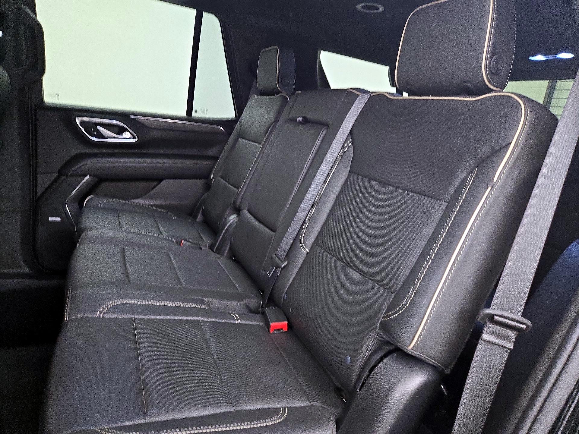 Thumbnail: 2023 GMC Yukon - 19