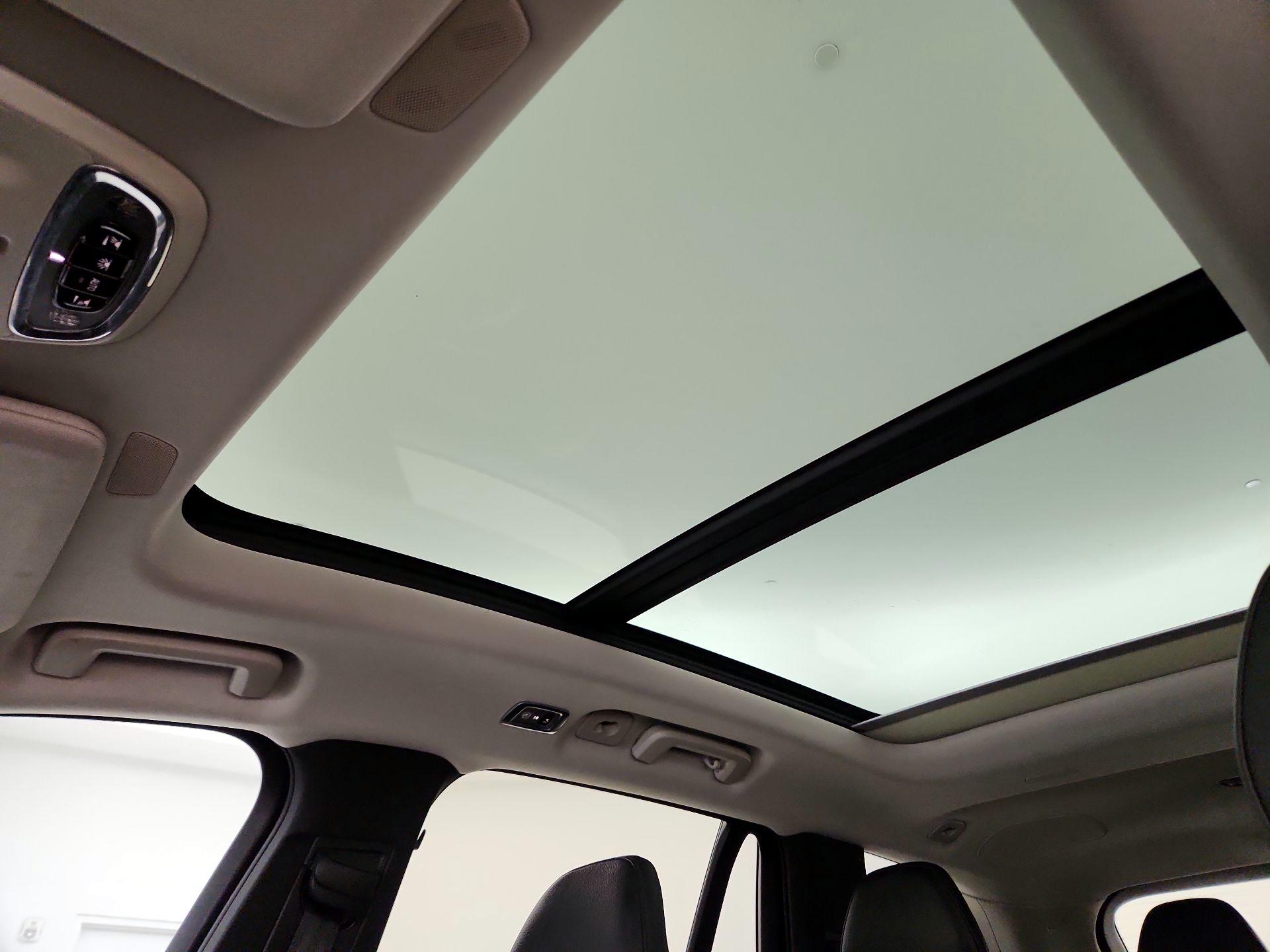 Thumbnail: 2018 Volvo XC90 - 19