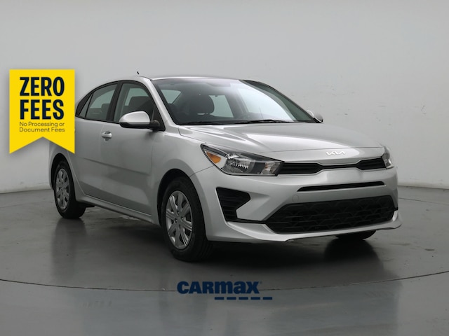 Silver 2023 Kia Rio Sedan Front-Wheel Drive Automatic