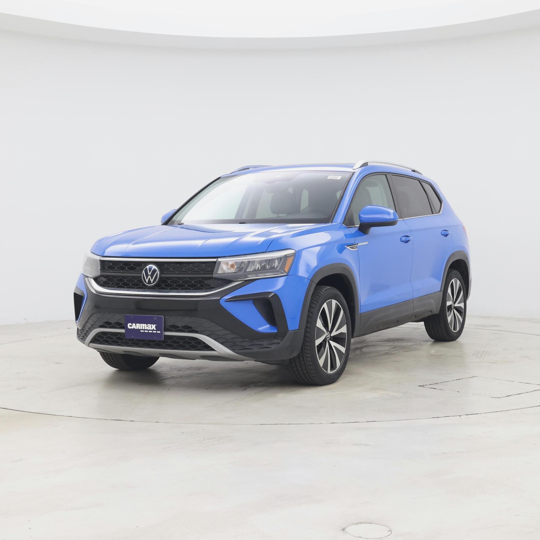 Thumbnail: 2023 Volkswagen Taos - 4