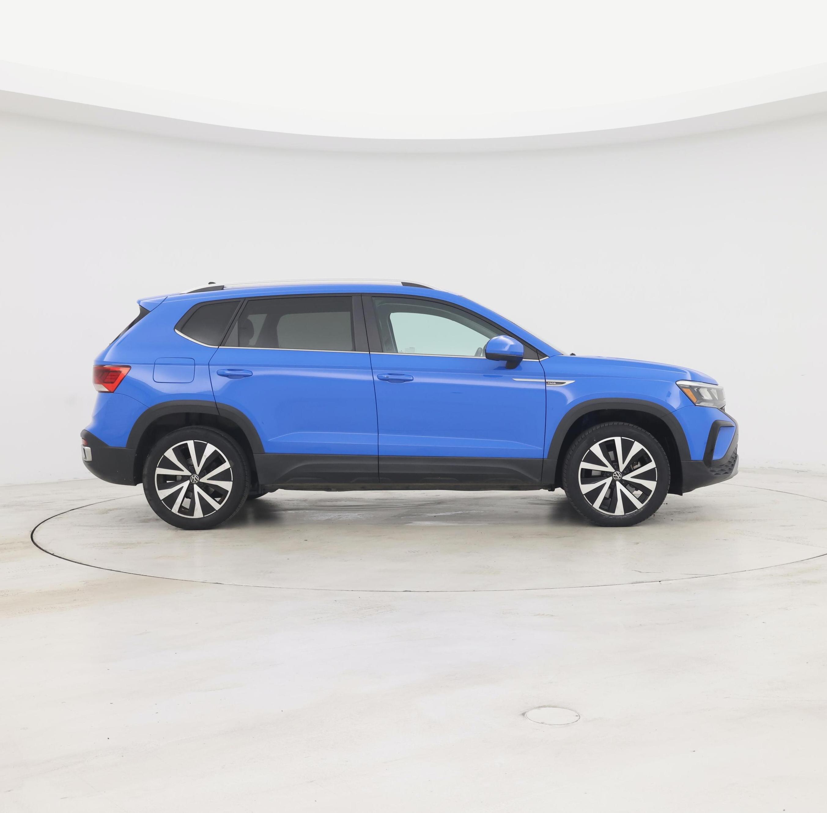 Thumbnail: 2023 Volkswagen Taos - 7