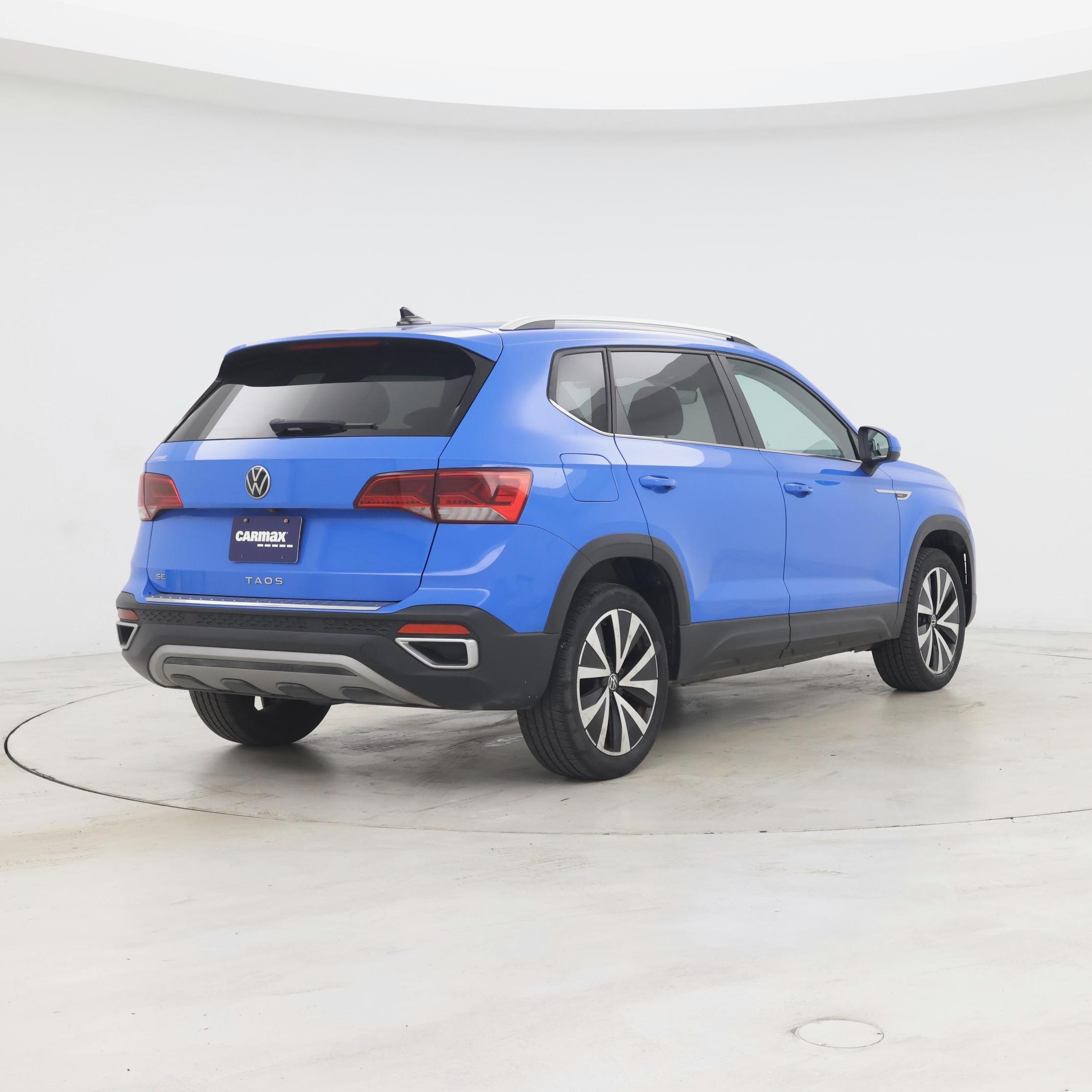 Thumbnail: 2023 Volkswagen Taos - 8