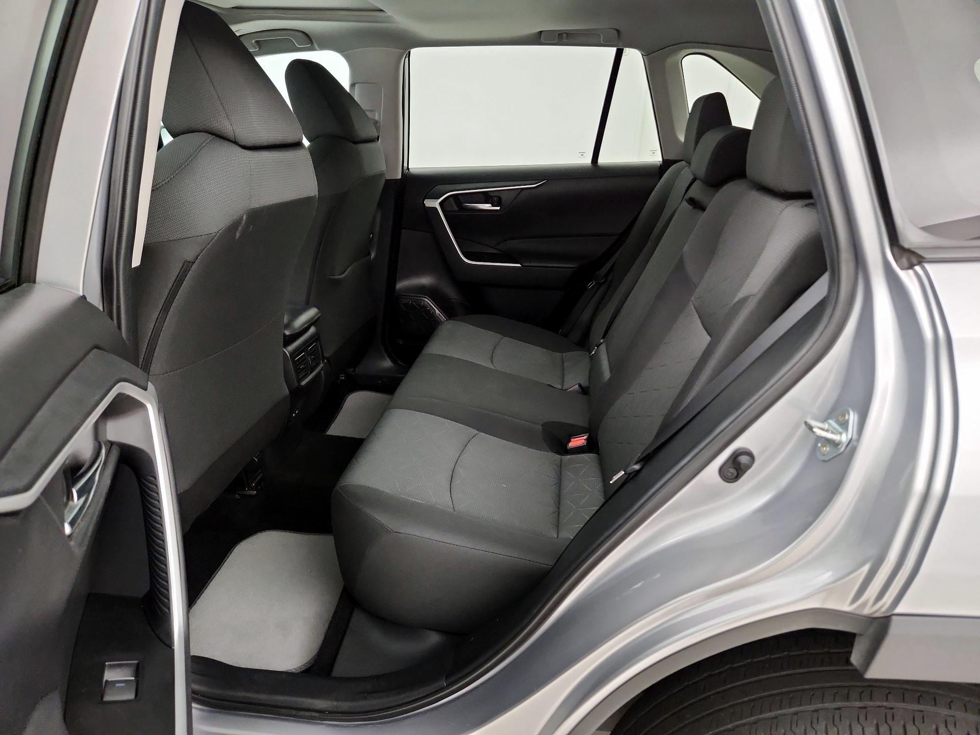 Thumbnail: 2024 Toyota RAV4 - 20