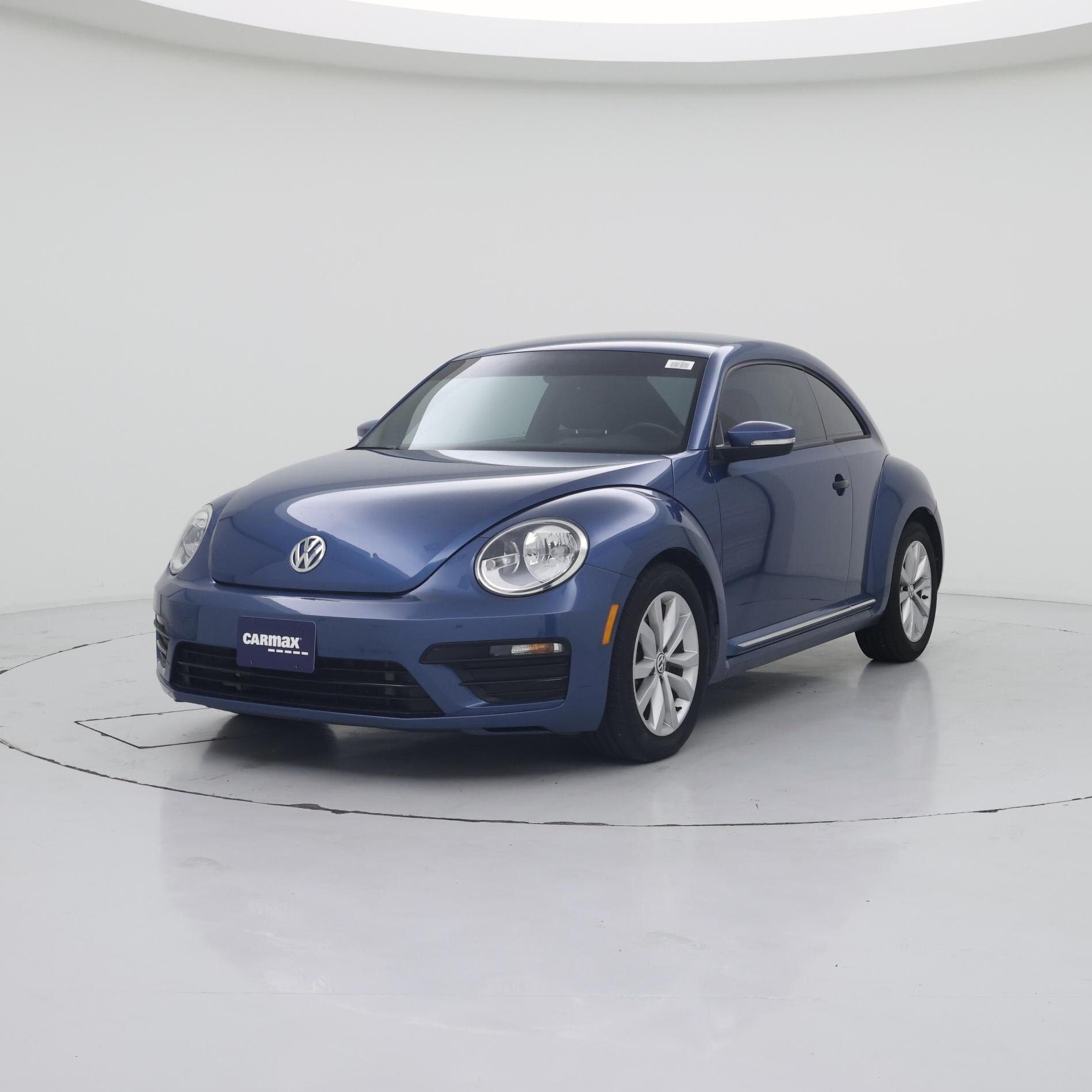 Thumbnail: 2017 Volkswagen Beetle - 4
