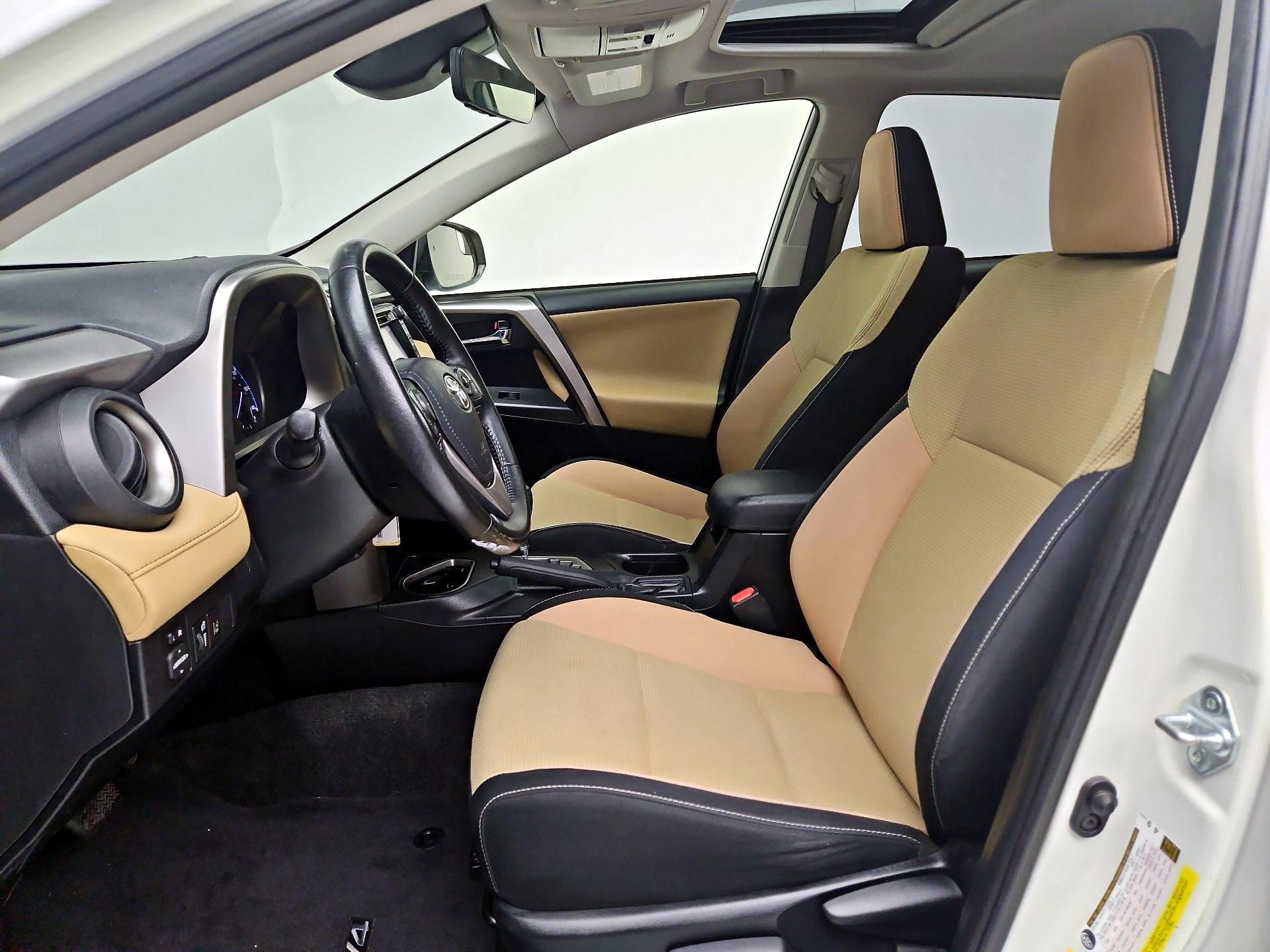 Thumbnail: 2017 Toyota RAV4 - 11