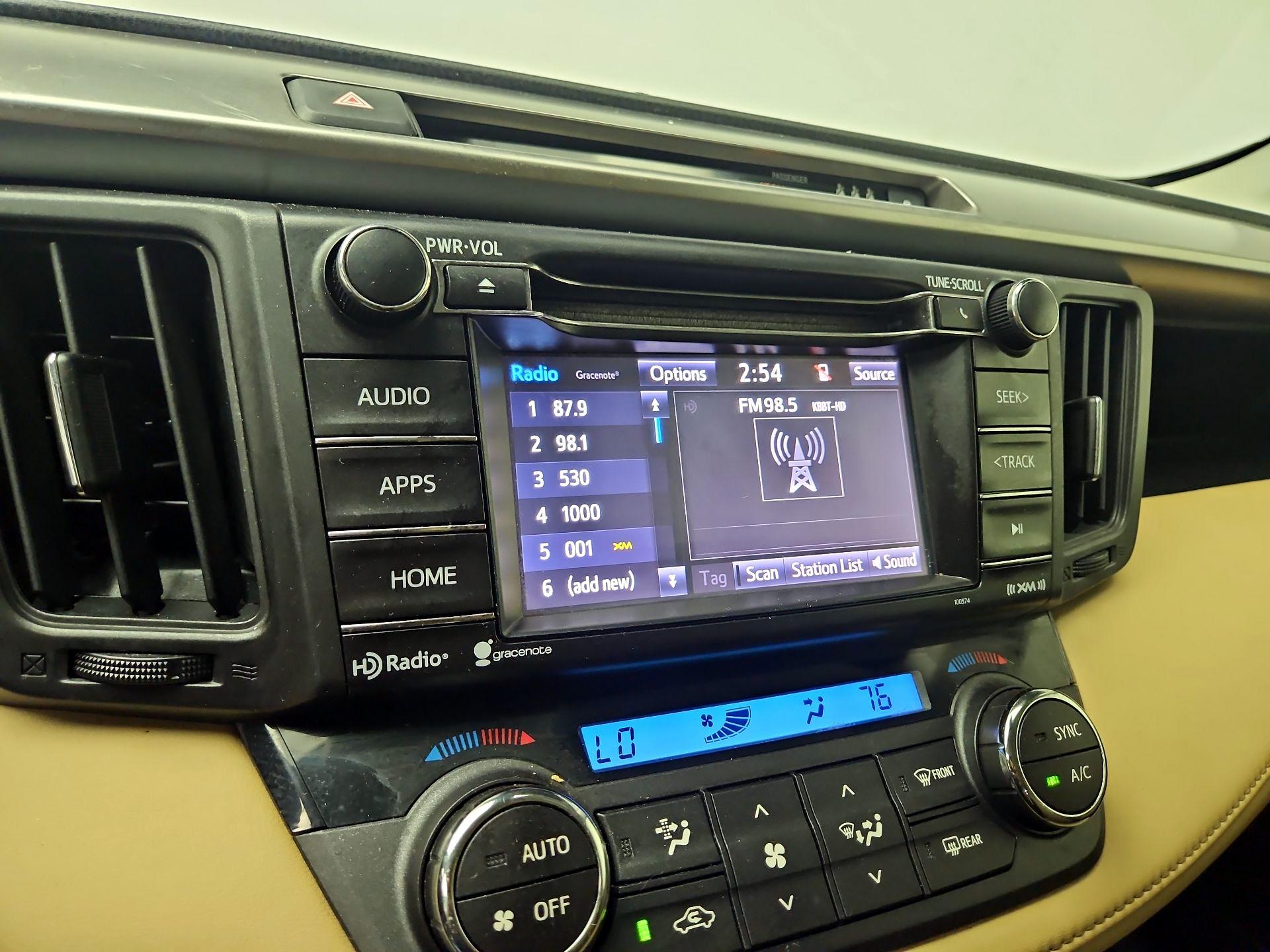 Thumbnail: 2017 Toyota RAV4 - 15