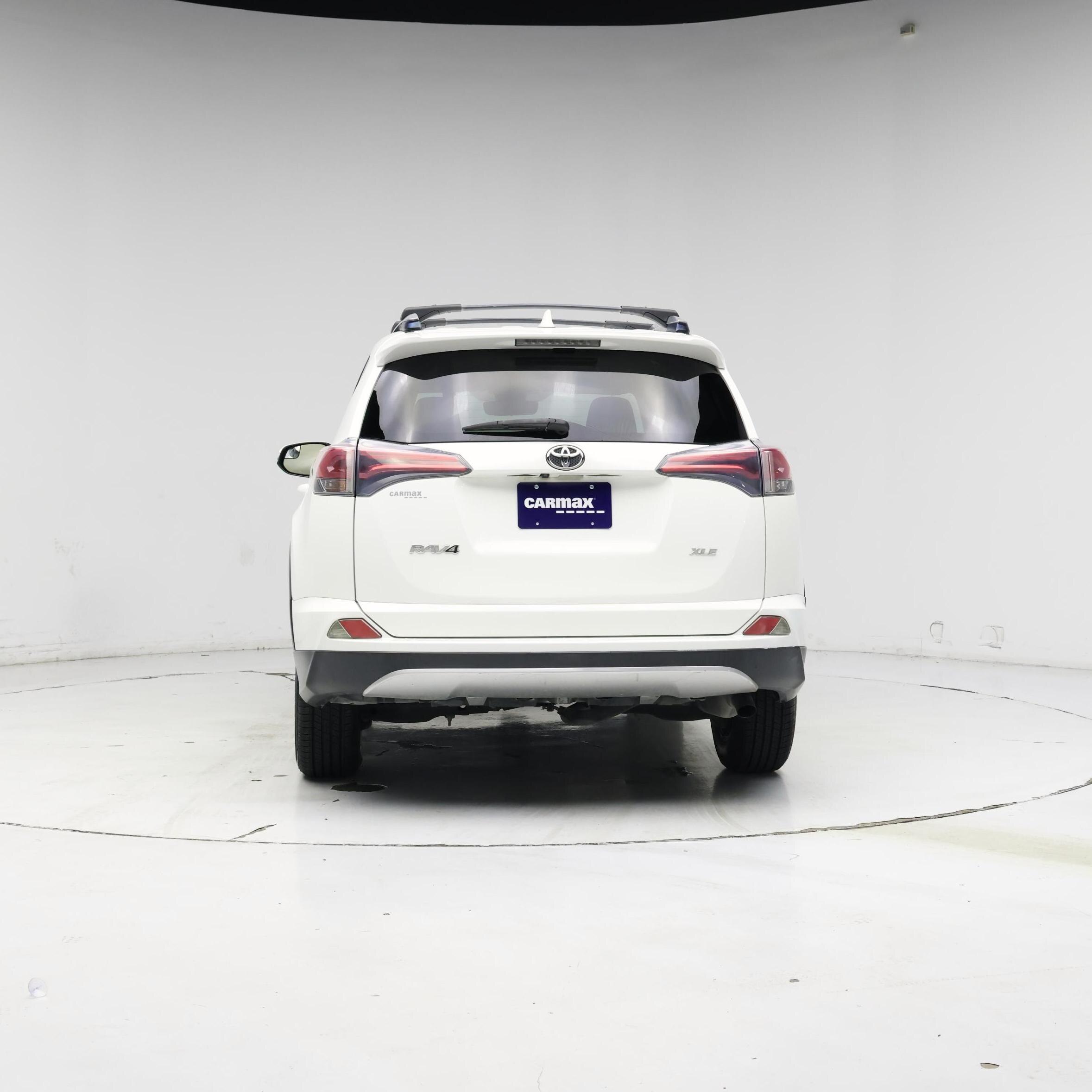Thumbnail: 2017 Toyota RAV4 - 6