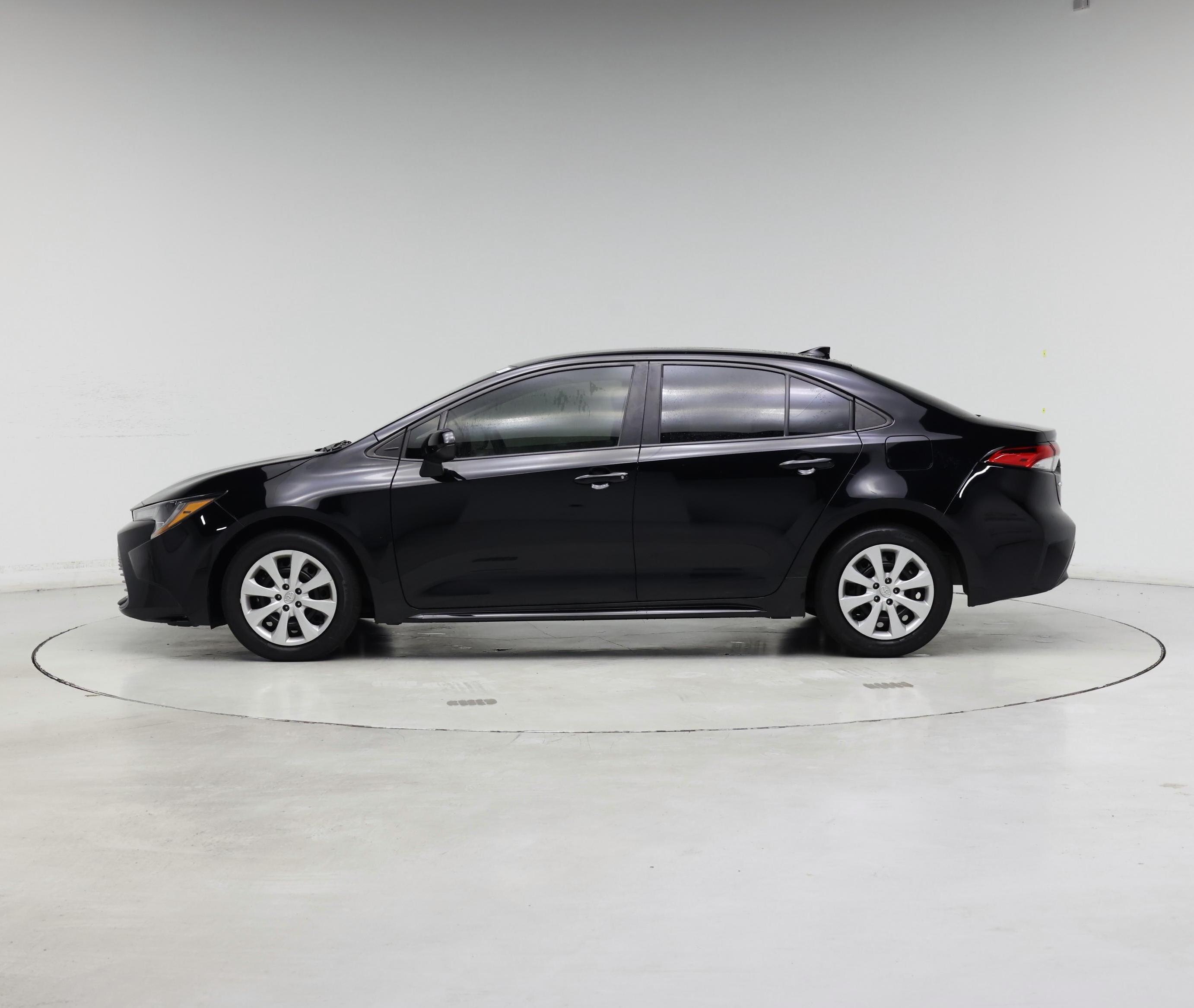 Thumbnail: 2024 Toyota Corolla - 3