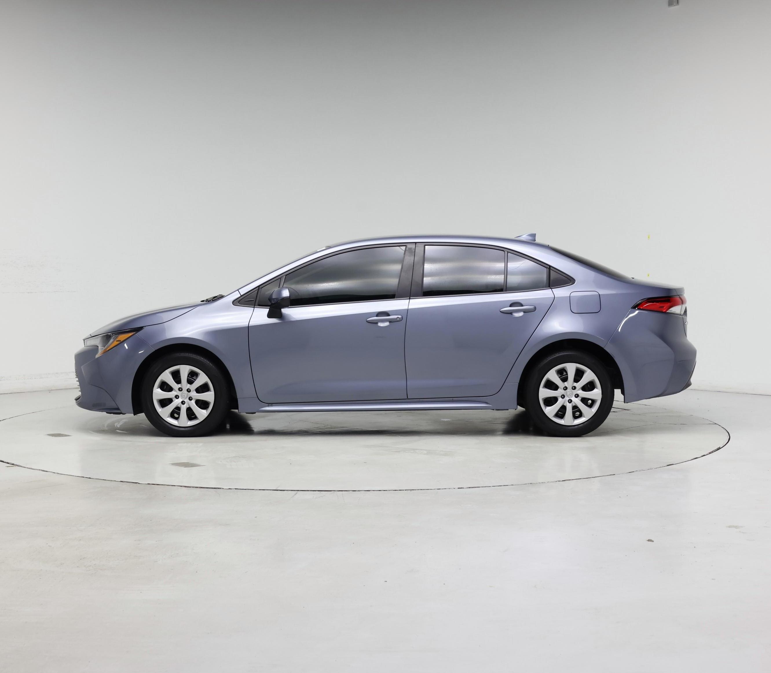 Thumbnail: 2024 Toyota Corolla - 3