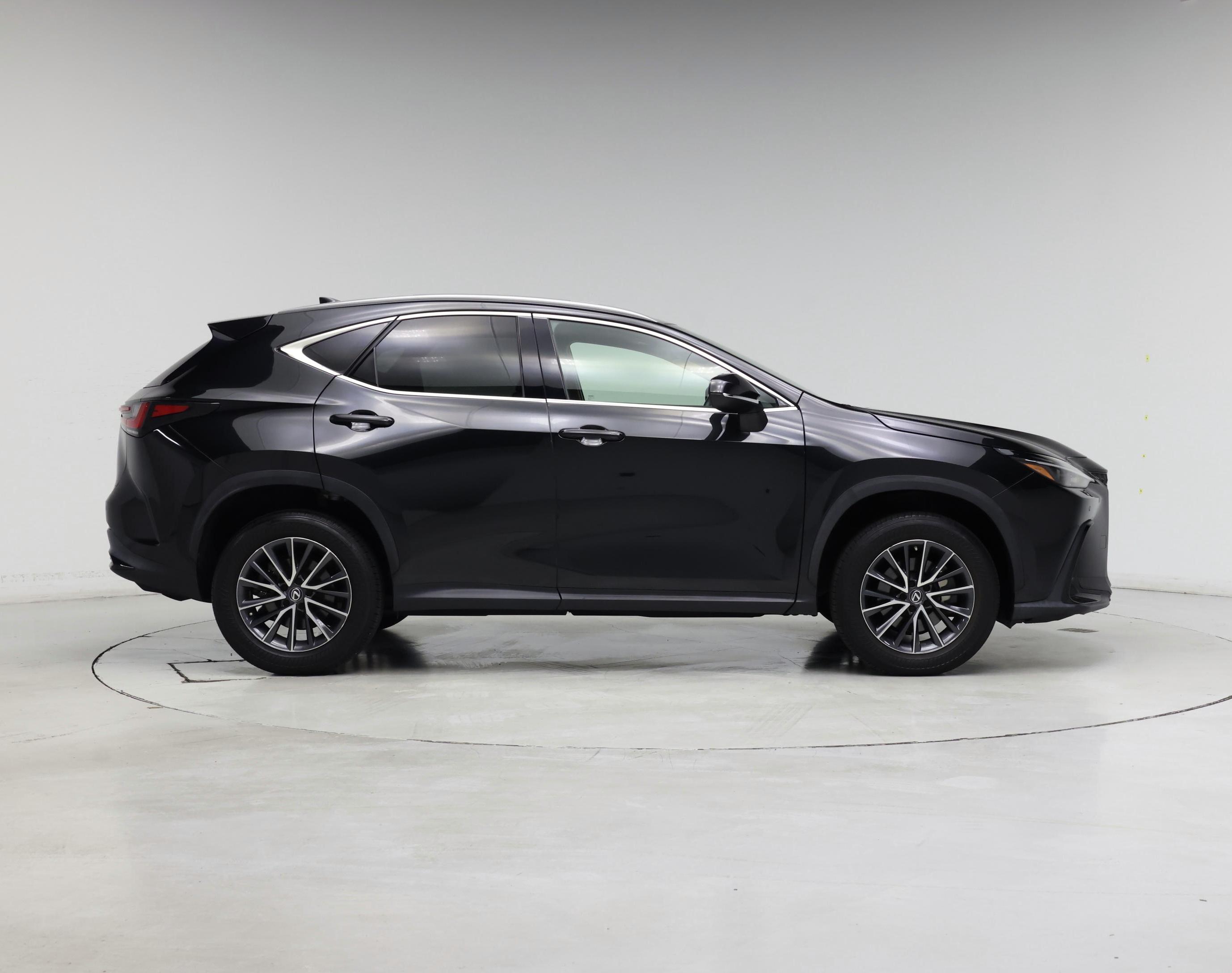 Thumbnail: 2022 Lexus NX - 7