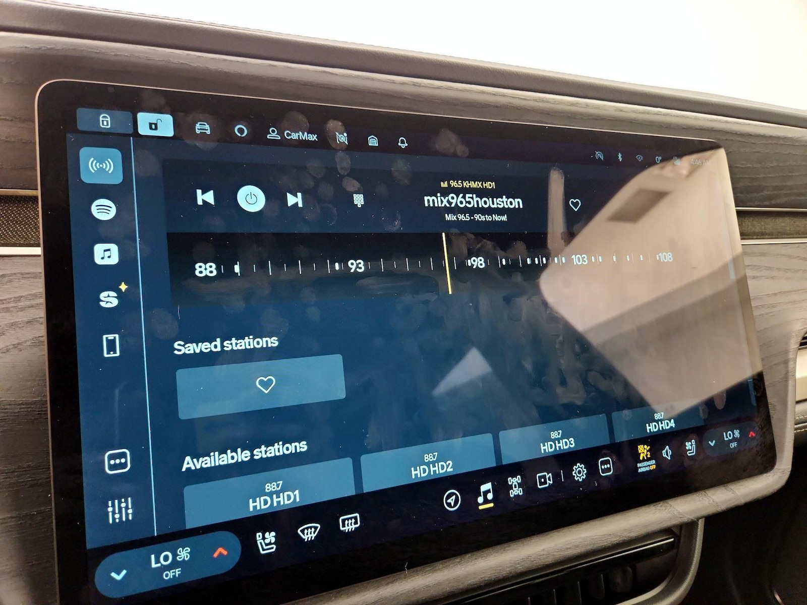 2025 Rivian R1S Adventure - Photo 15