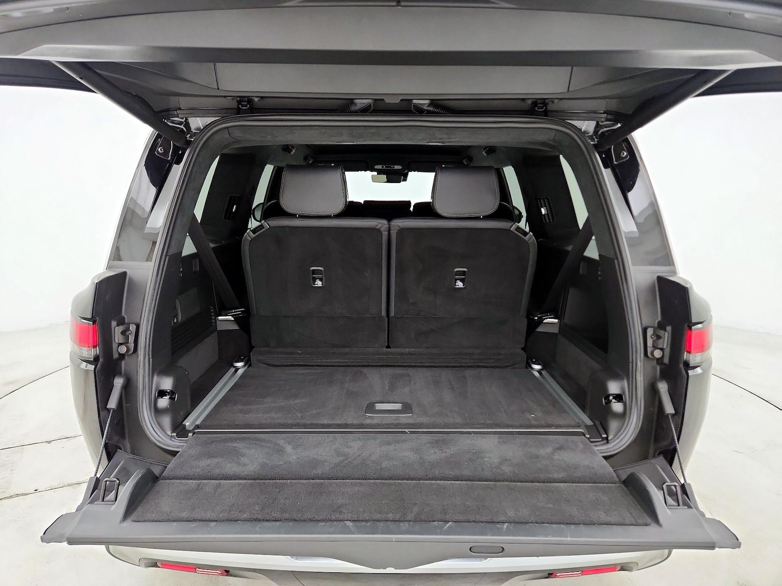 2025 Rivian R1S Adventure - Photo 22