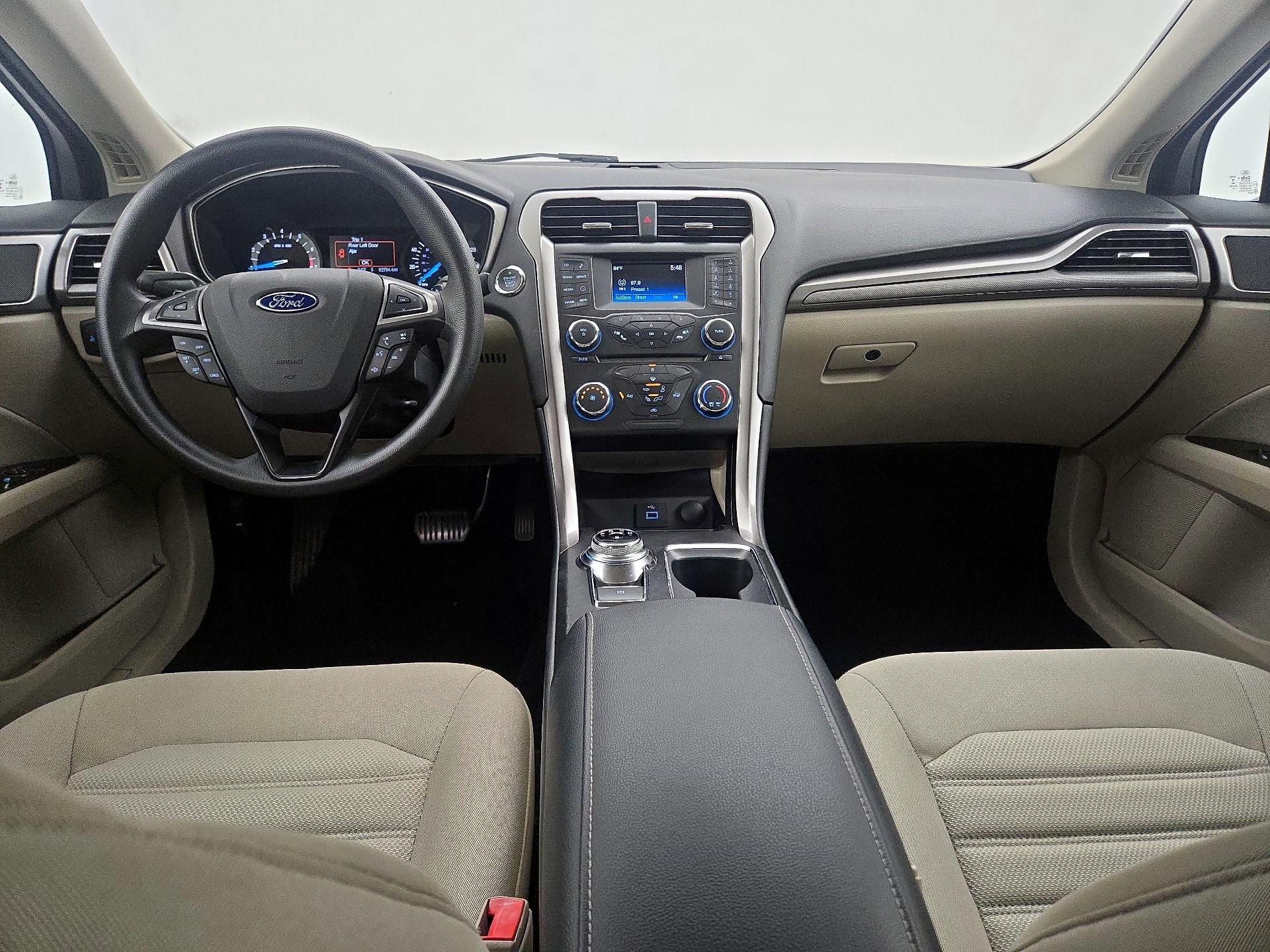 Thumbnail: 2017 Ford Fusion - 9