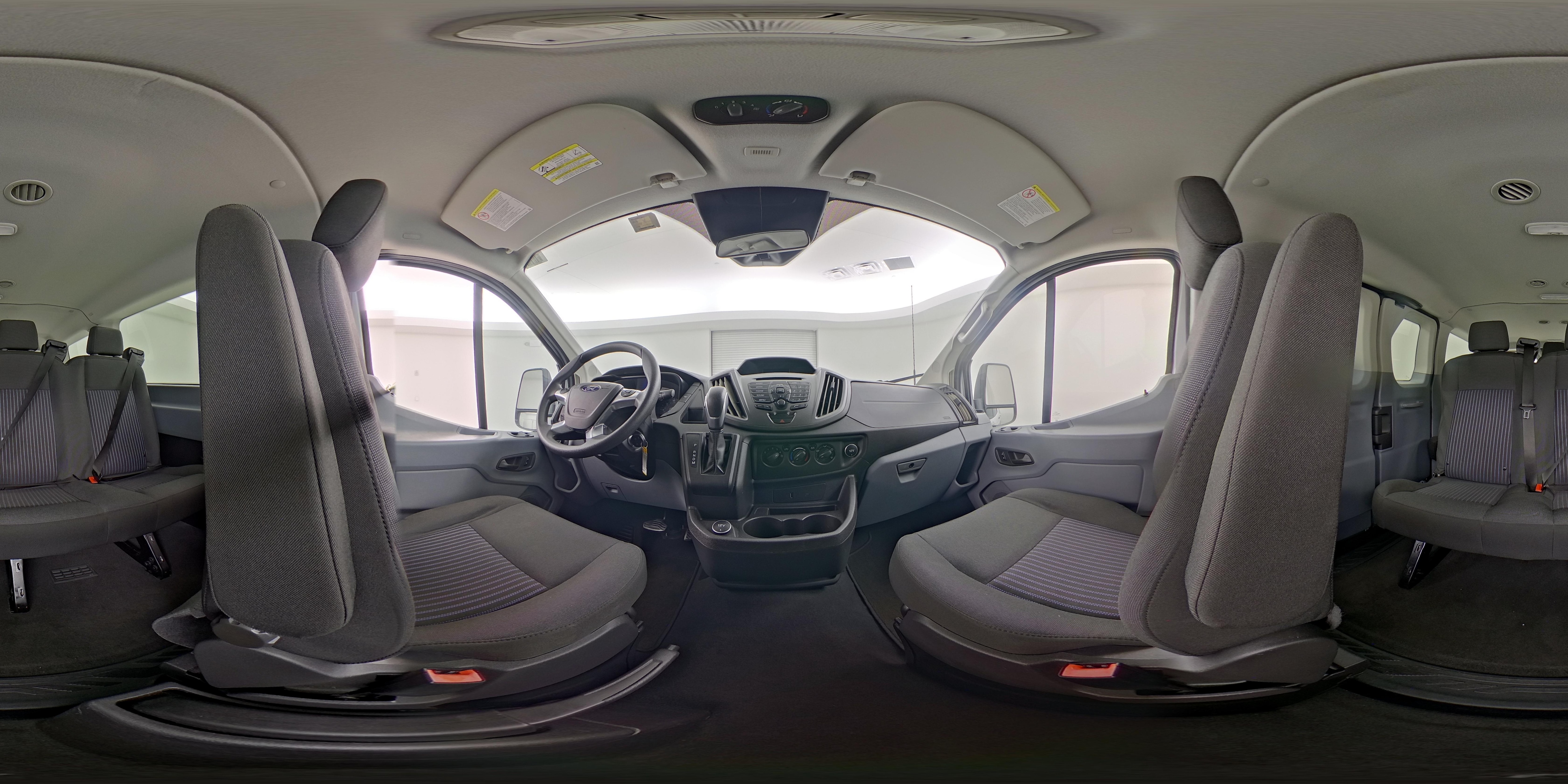 2018 Ford Transit Wagon XL - Photo 25