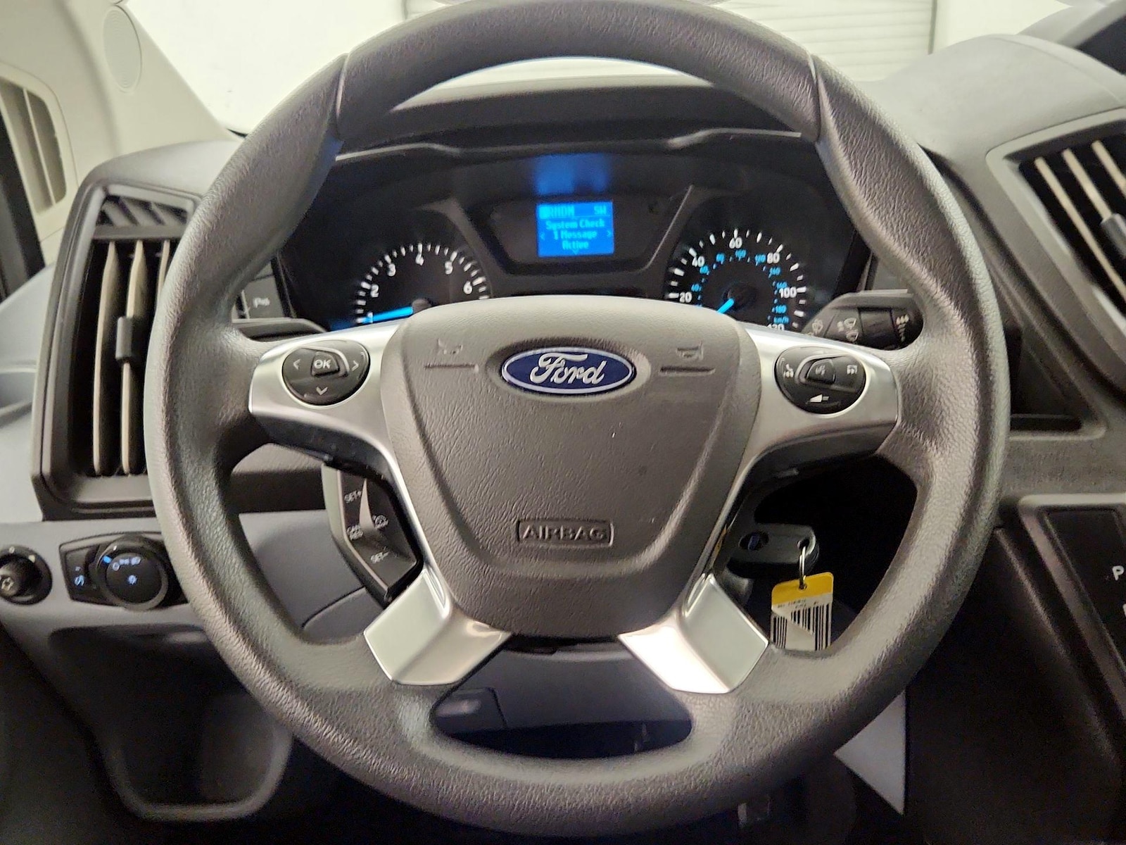 2018 Ford Transit Wagon XL - Photo 11
