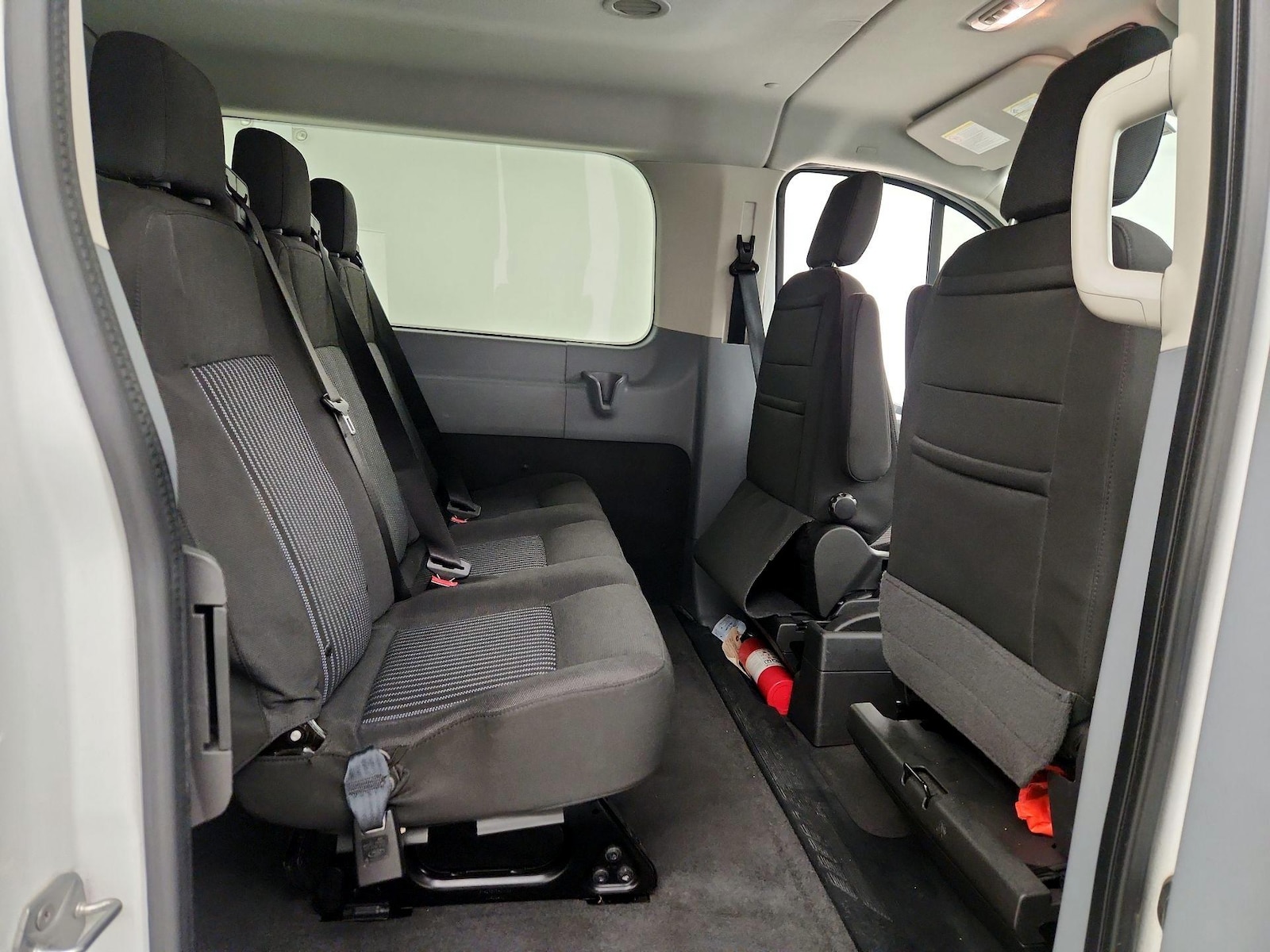 2018 Ford Transit Wagon XL - Photo 20