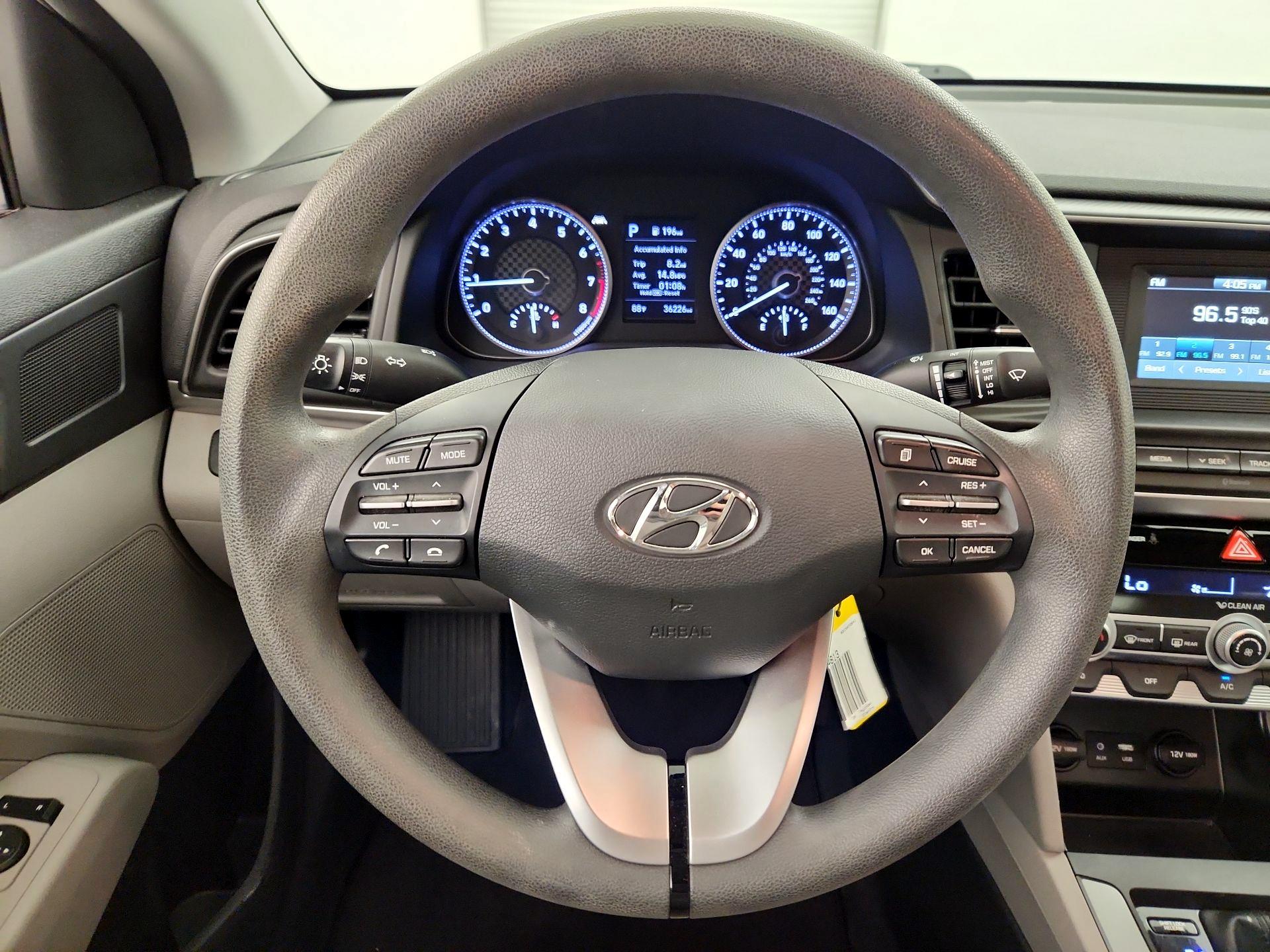 Thumbnail: 2020 Hyundai Elantra - 10