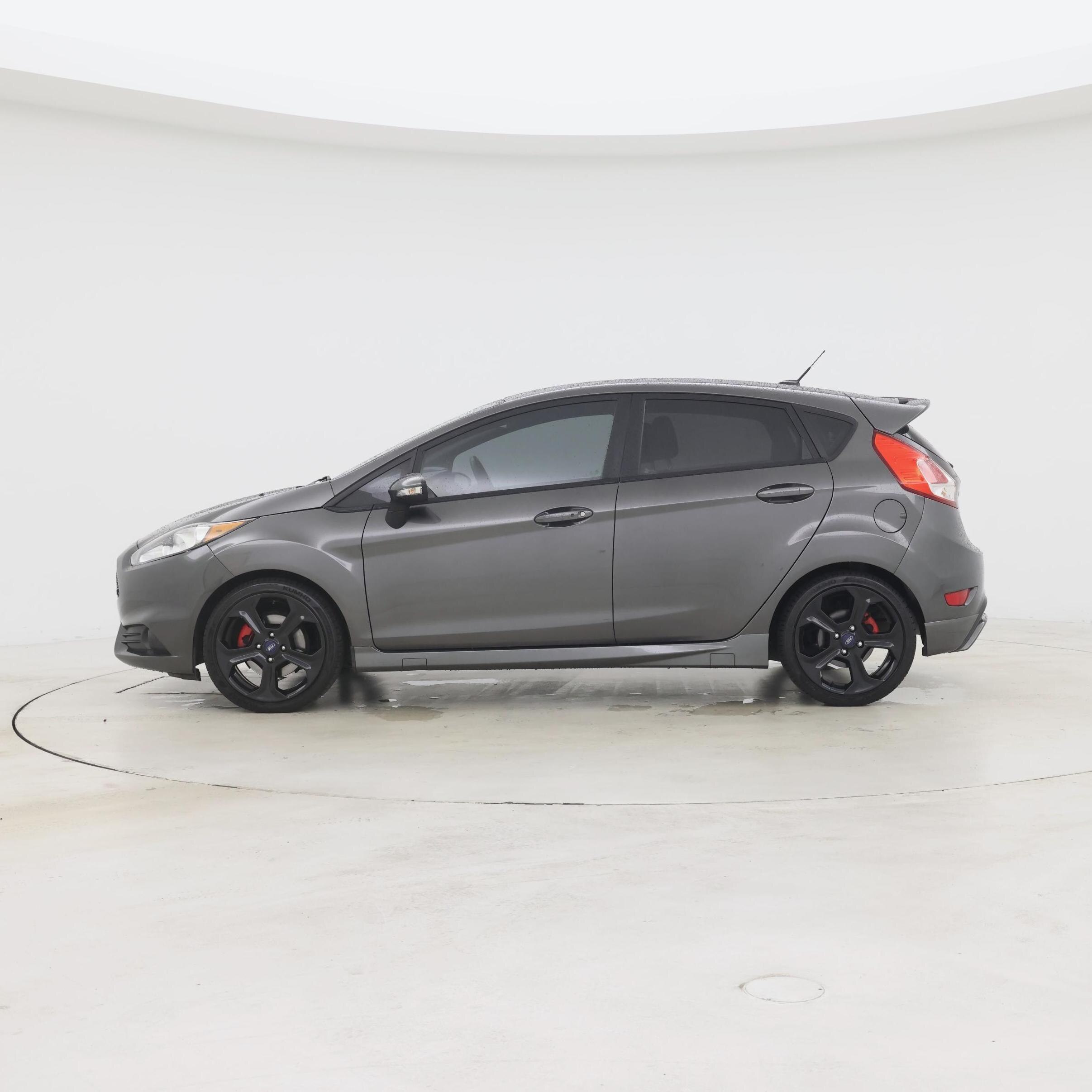 Thumbnail: 2017 Ford Fiesta - 3