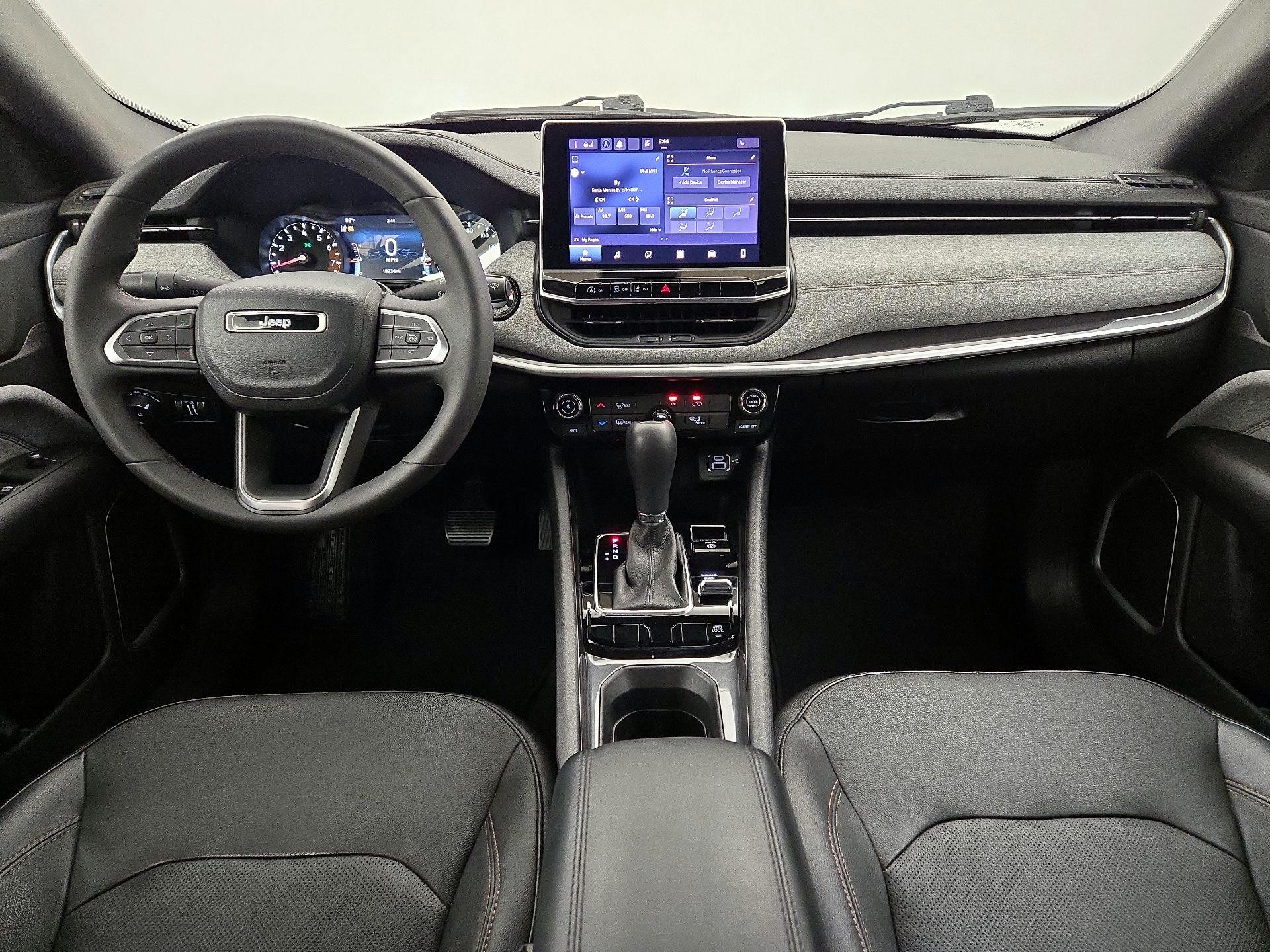 Thumbnail: 2023 Jeep Compass - 9