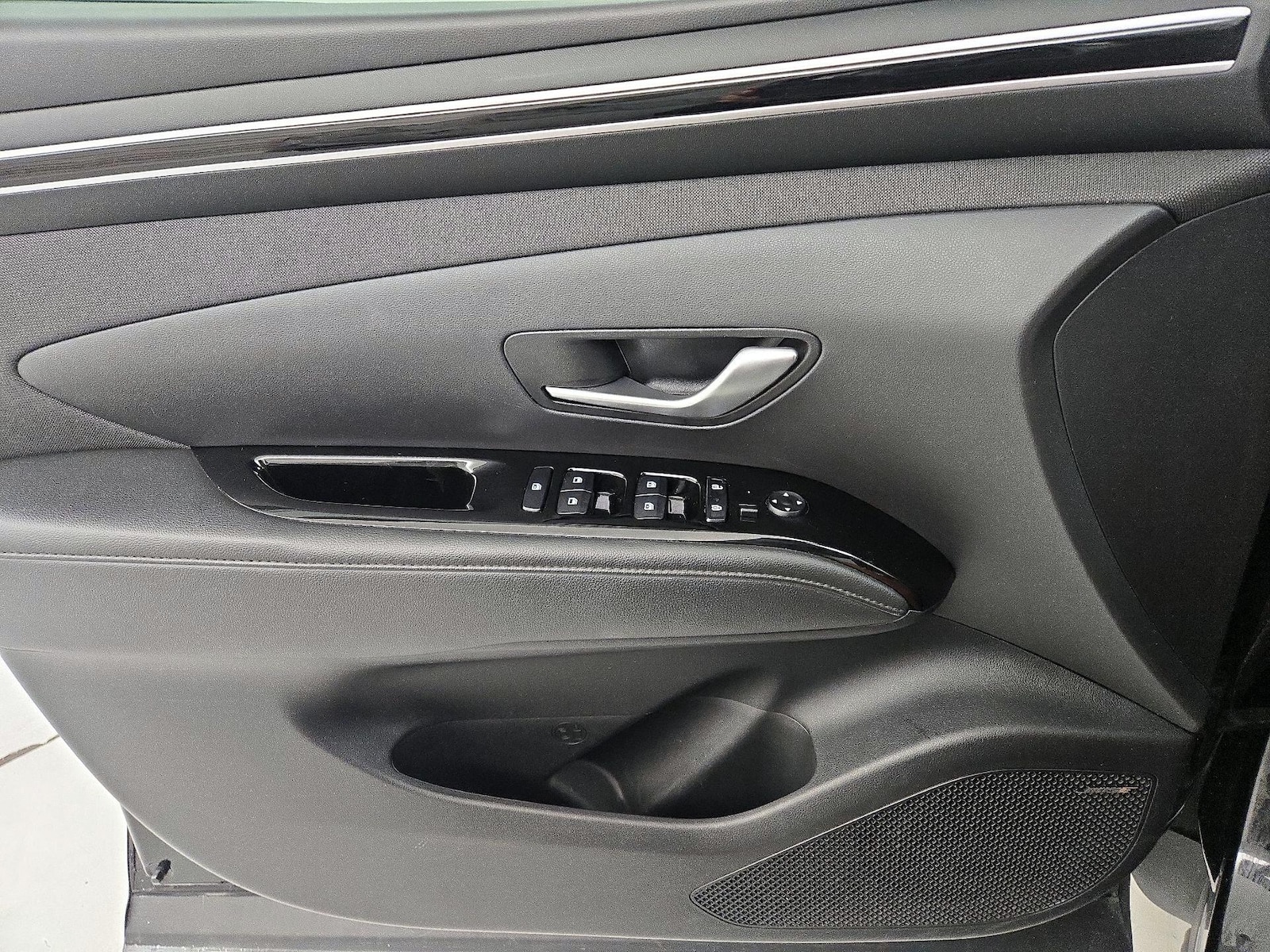 2023 Hyundai Santa Cruz Limited - Photo 13