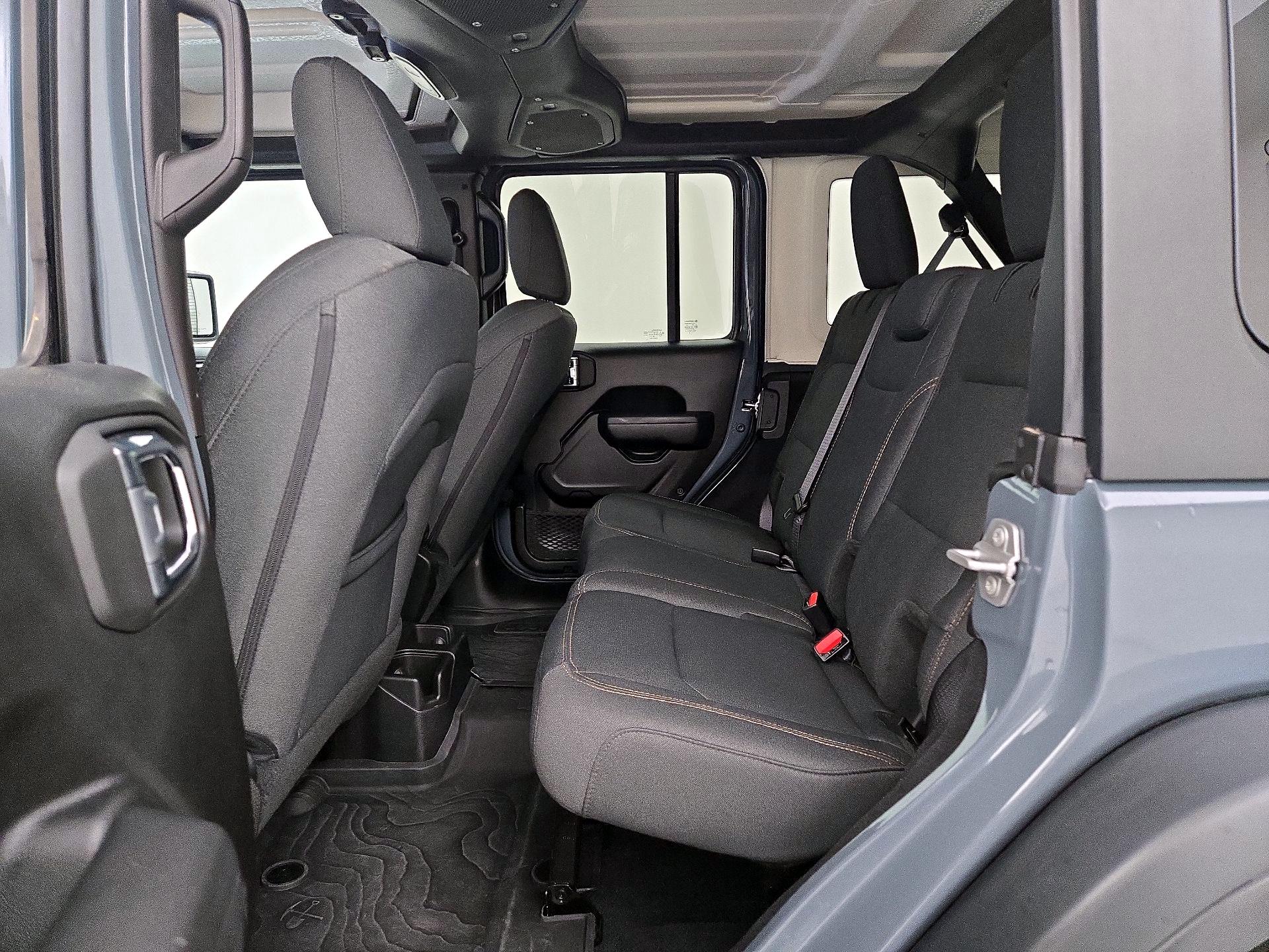 Thumbnail: 2025 Jeep Wrangler - 19