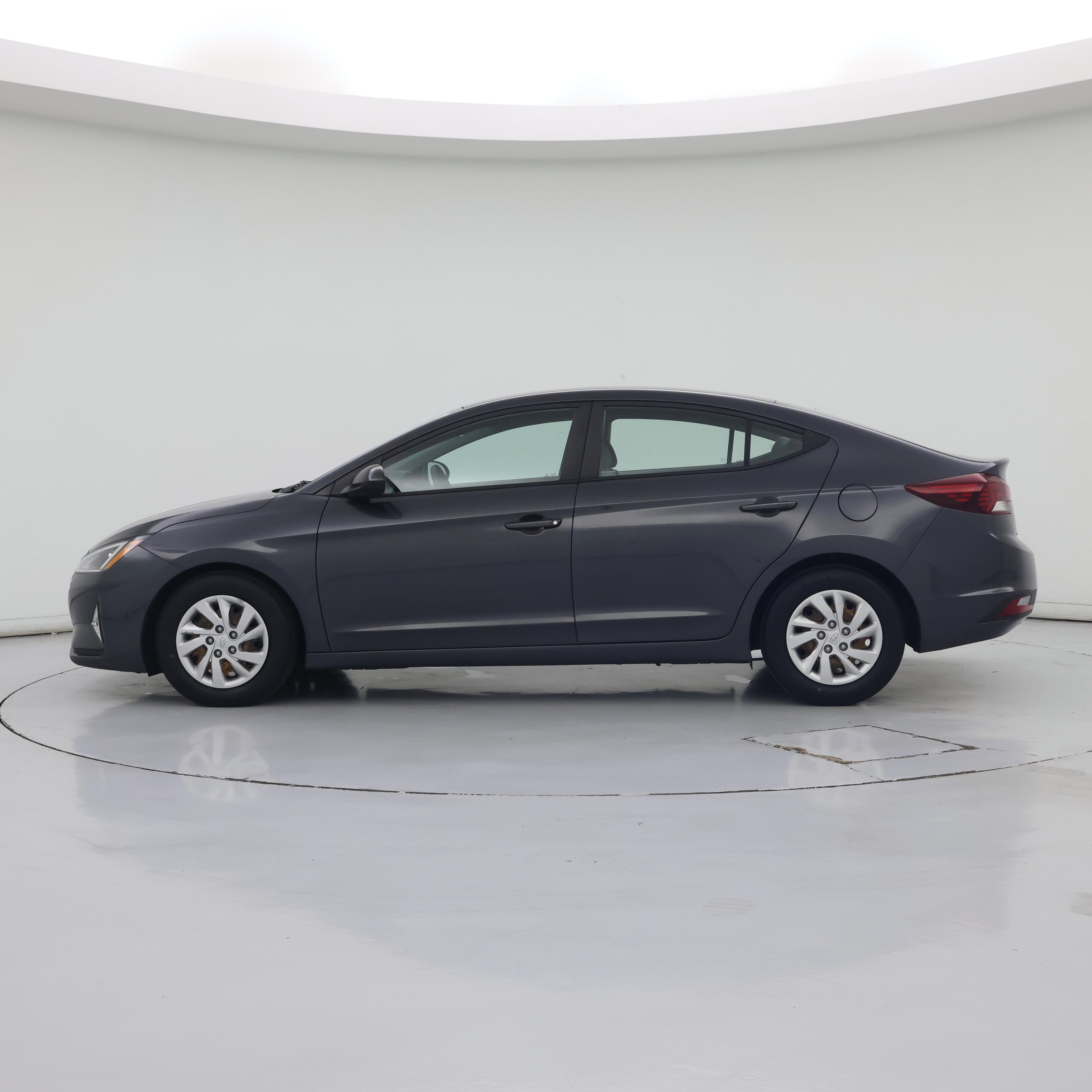 Thumbnail: 2020 Hyundai Elantra - 3