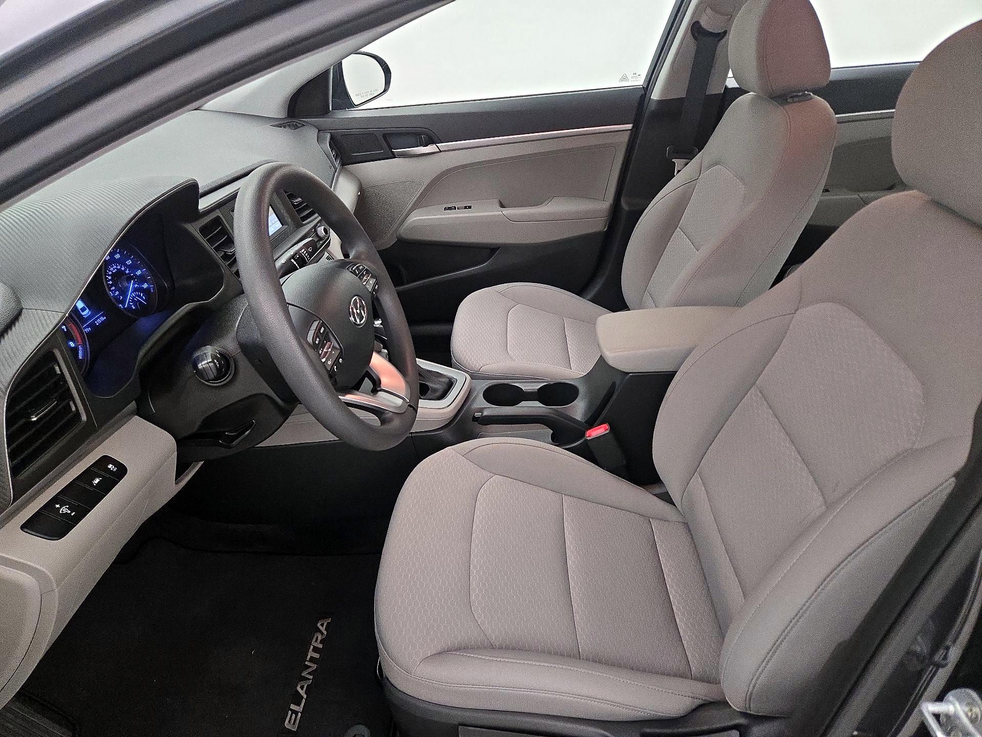 Thumbnail: 2020 Hyundai Elantra - 11