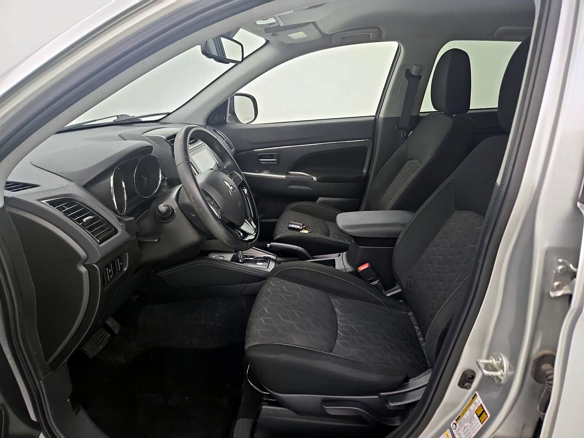 Thumbnail: 2021 Mitsubishi Outlander Sport - 11
