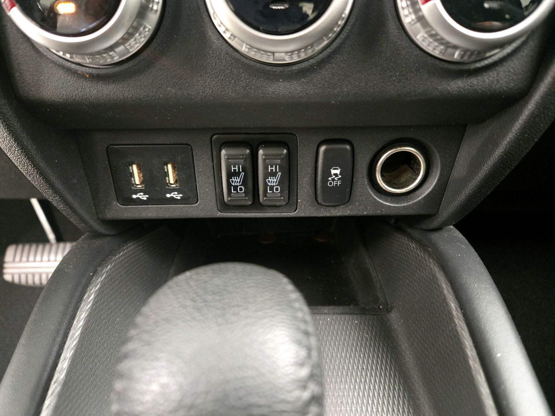 Thumbnail: 2021 Mitsubishi Outlander Sport - 18