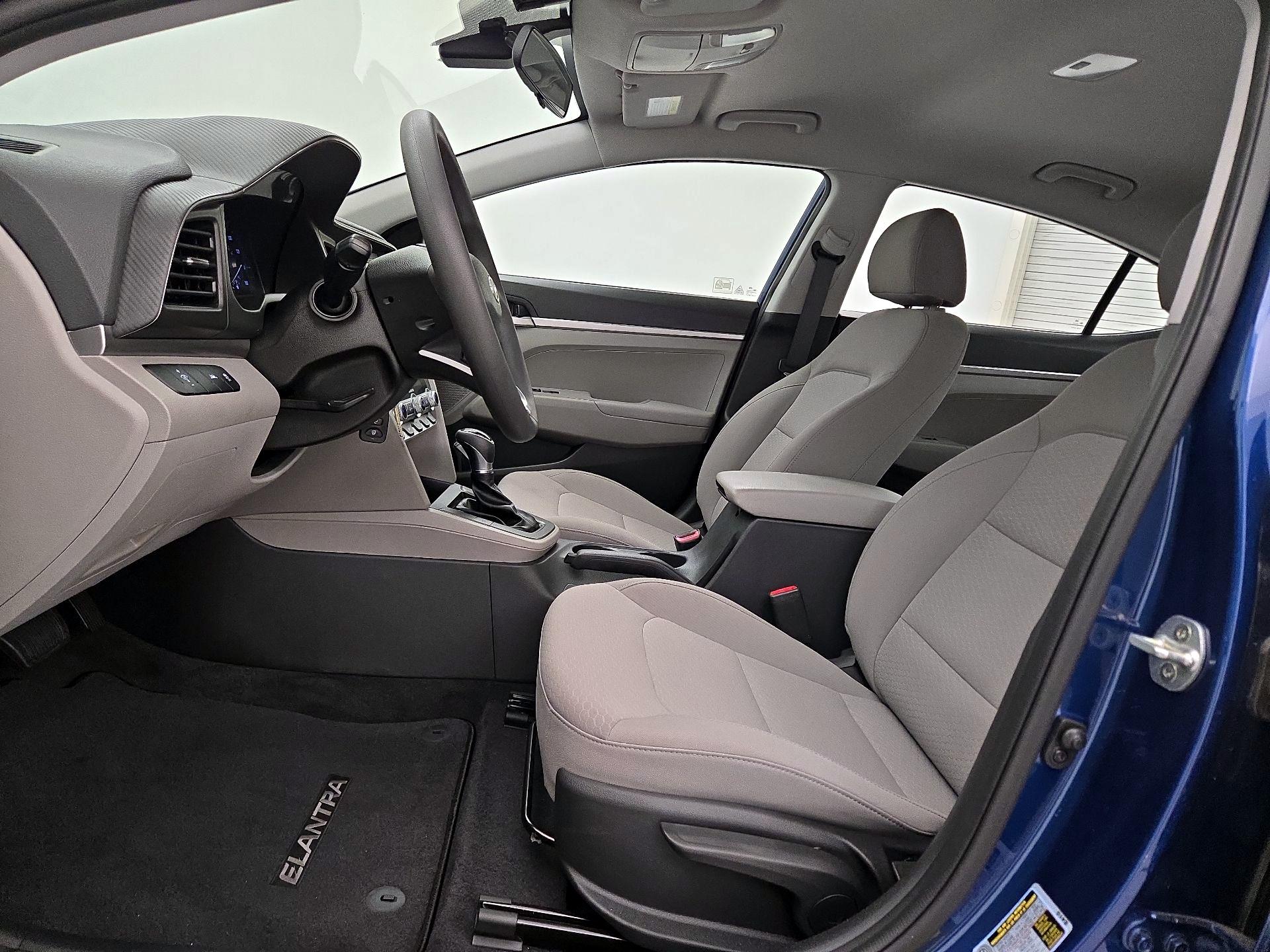 Thumbnail: 2020 Hyundai Elantra - 11