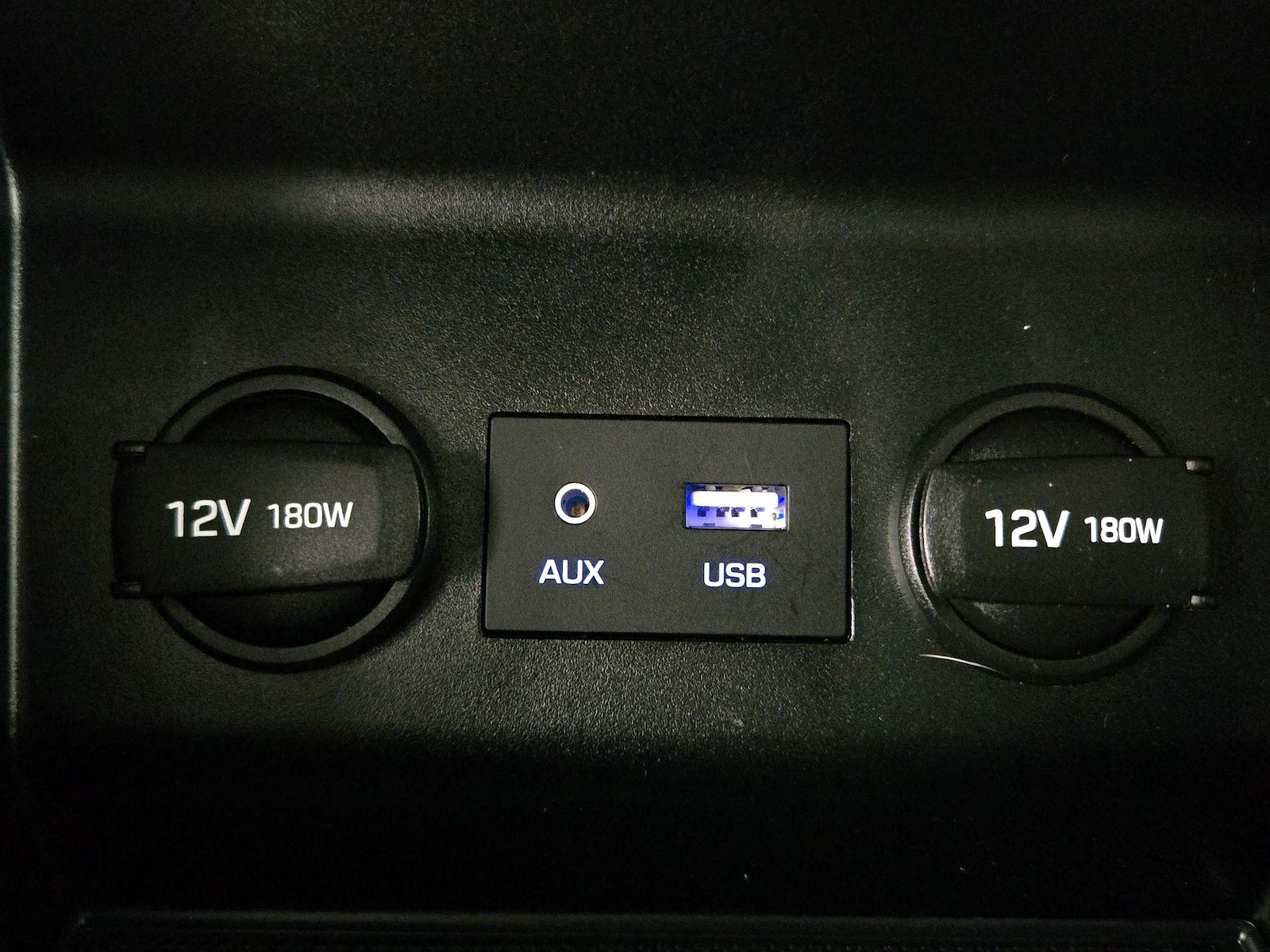 2020 Hyundai Elantra SE - Photo 19